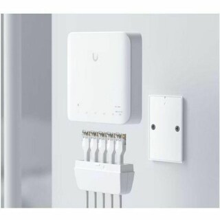 Foto 2 | Conmutador Ubiquiti Poe de 5 Puertos Gigabit 802.3bt para Interior/Exterior - Venta Internacional