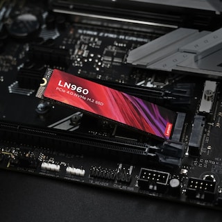 Foto 2 | Unidad De Estado Sólido Lenovo Ln960 De 512 Gb, M2 2280, Nvme Pcie Gen 4x4, 7400/6500 Mb/s