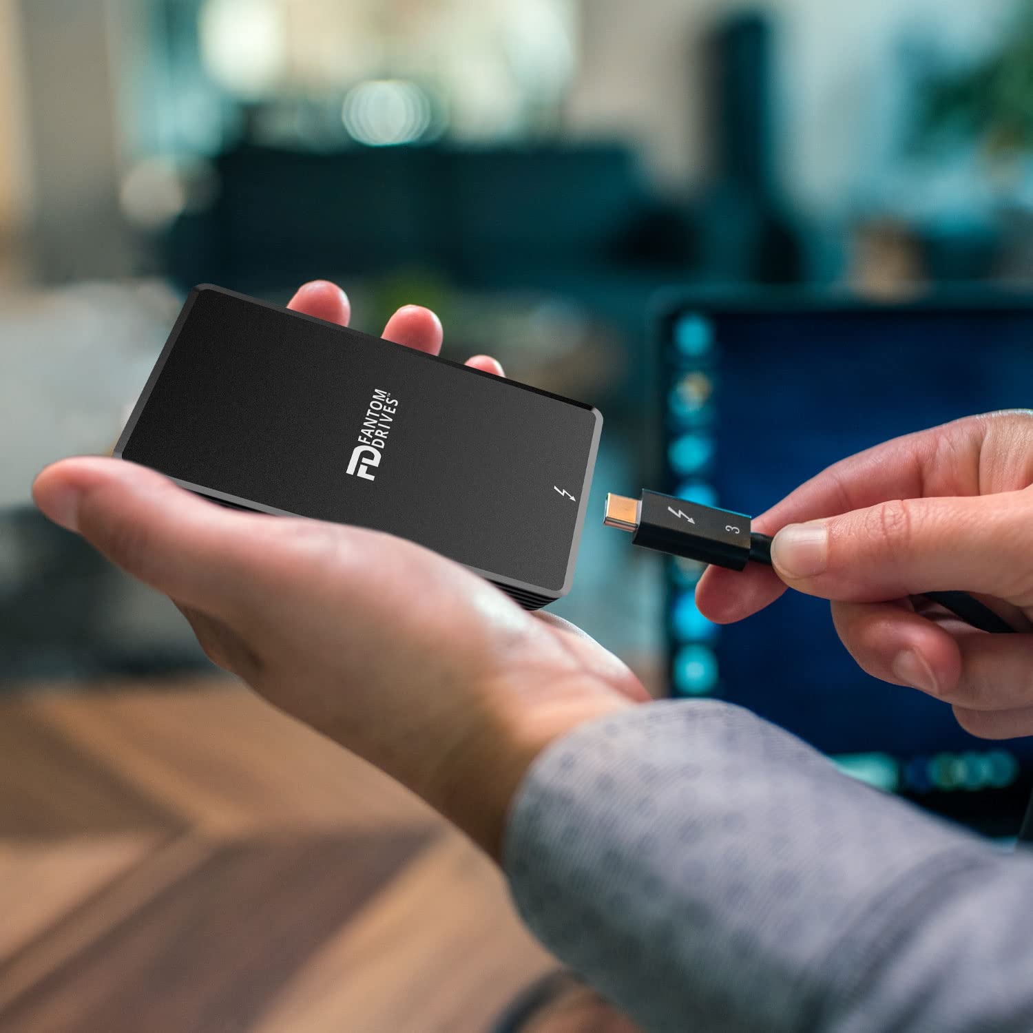 Foto 3 pulgar | Unidad De Estado Sólido Externa Fantom Drives 4tb Thunderbolt 3 - Venta Internacional.