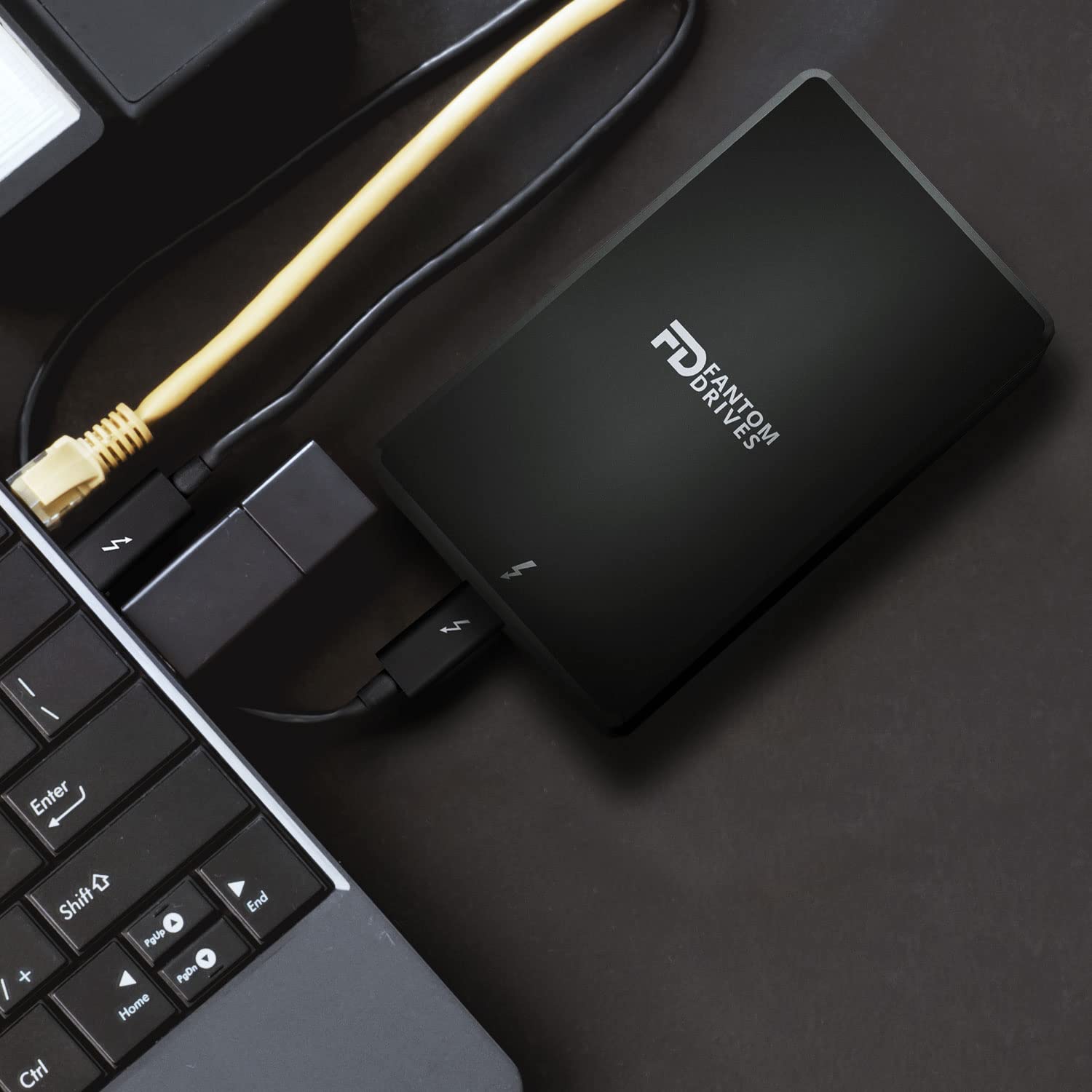 Foto 8 pulgar | Unidad De Estado Sólido Externa Fantom Drives 4tb Thunderbolt 3 - Venta Internacional.