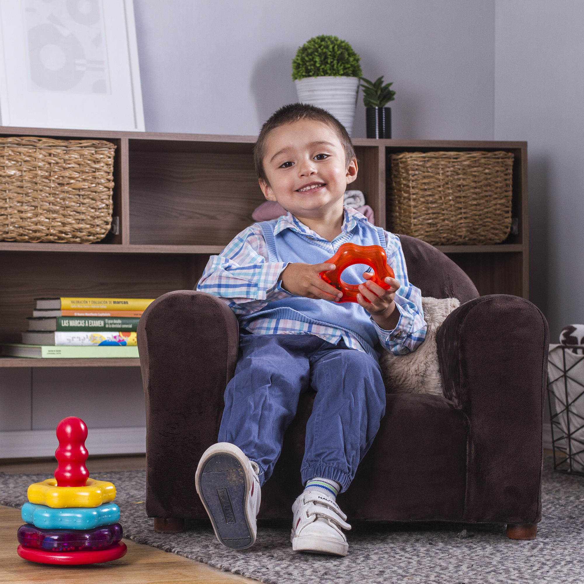 Foto 6 | Sofa Infantil,  Forrado En Microsuede Chocolate, Incluye Cojin Texturizado En Peluche Con 4 Patas Extraible De Madera