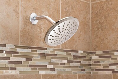 Foto 3 | Cabezal De Ducha Moen Chrome Para Baño Con Efecto Lluvia Fijo De 8 Pulgadas De Ancho, 6345 - Venta Internacional.