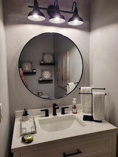 Foto 2 | Grifo De Baño Moen Genta, 8 Pulgadas, Amplio Y 2 Manijas, Negro Mate - Venta Internacional.