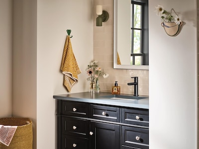 Foto 2 | Grifo Para Lavabo De Baño Moen Meena, Negro Mate, Con Placa De Cubierta 847 - Venta Internacional.