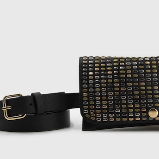 Foto 2 | Riñonera Banano Glam de Piel Vegana Negra con Tachuelas - Venta Internacional