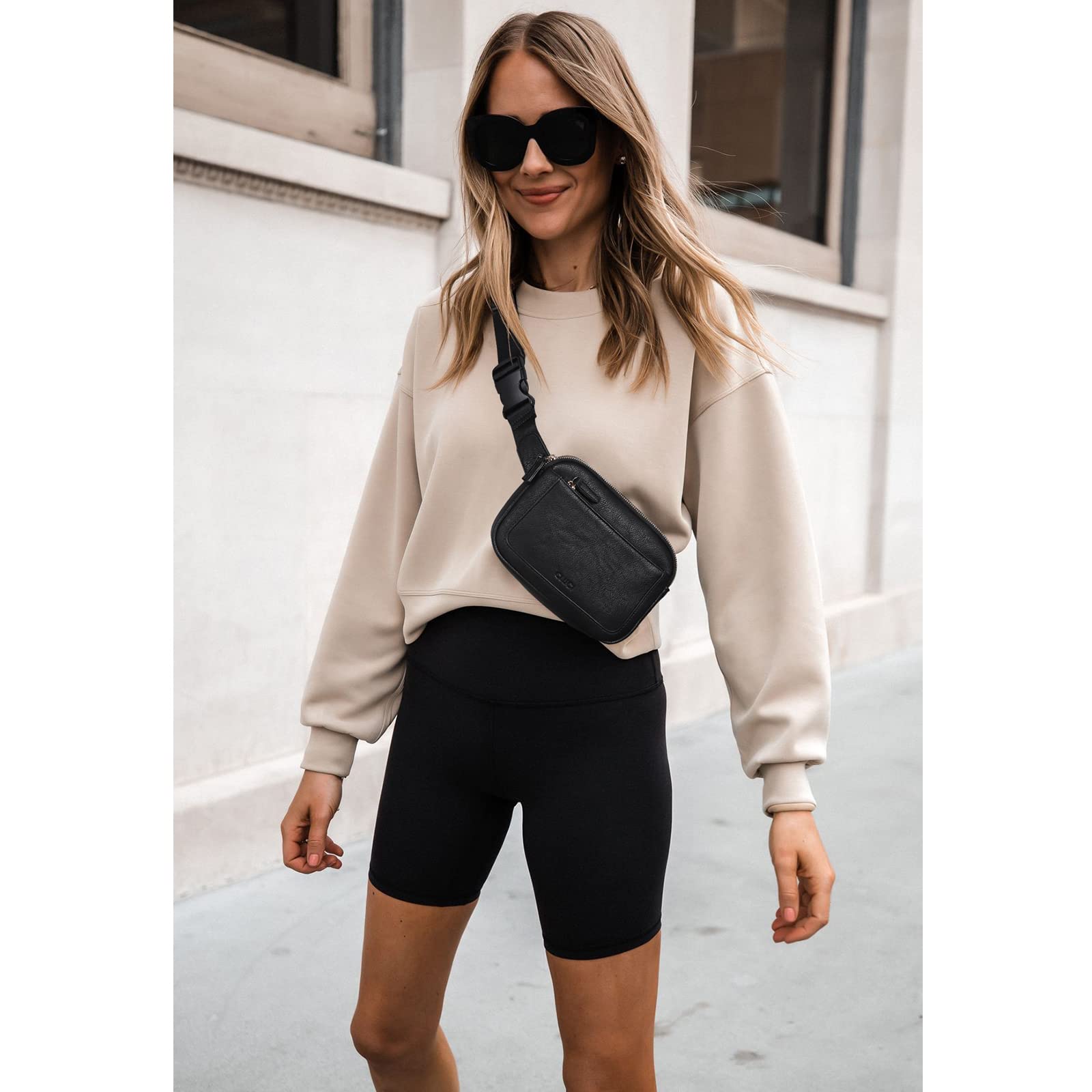 Foto 2 | Riñonera Cluci De Piel Vegana Para Mujer, Color Negro, De Fanny Pack - Venta Internacional.