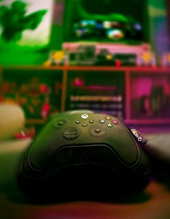 Foto 7 | Cangurera Estuchera Negra Xbox Forma De Control Original