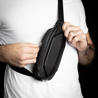 Foto 7 | Mochila Bandolera Pequeña Inok M-10, Antirrobo, Impermeable Y Ligera Para Hombre/mujer, Cangurera Color Negro 500 Ml