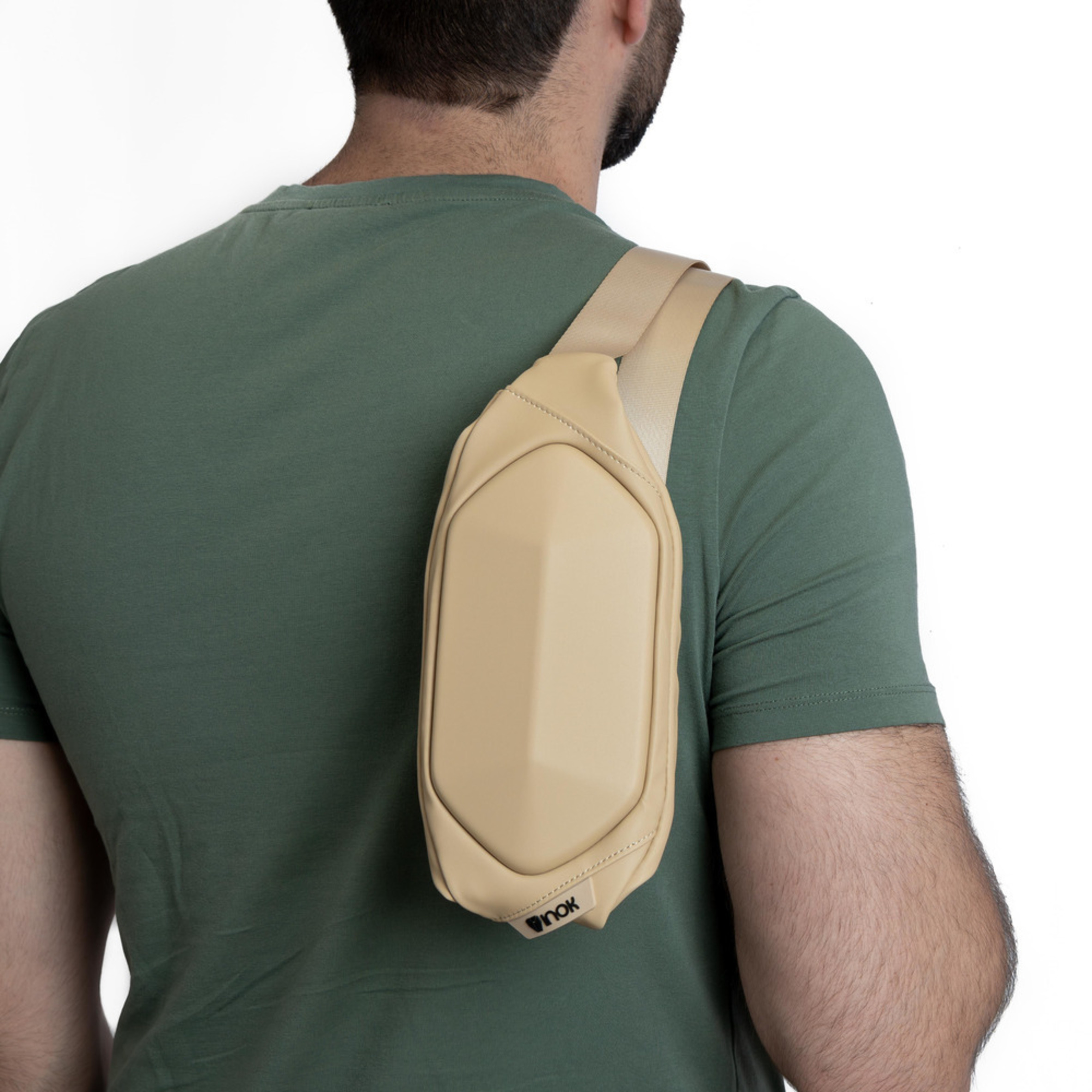 Foto 8 pulgar | Mochila Bandolera Pequeña Inok M-12, Antirrobo, Impermeable Y Ligera Para Hombre/mujer, Cangurera Color Beige 500 Ml
