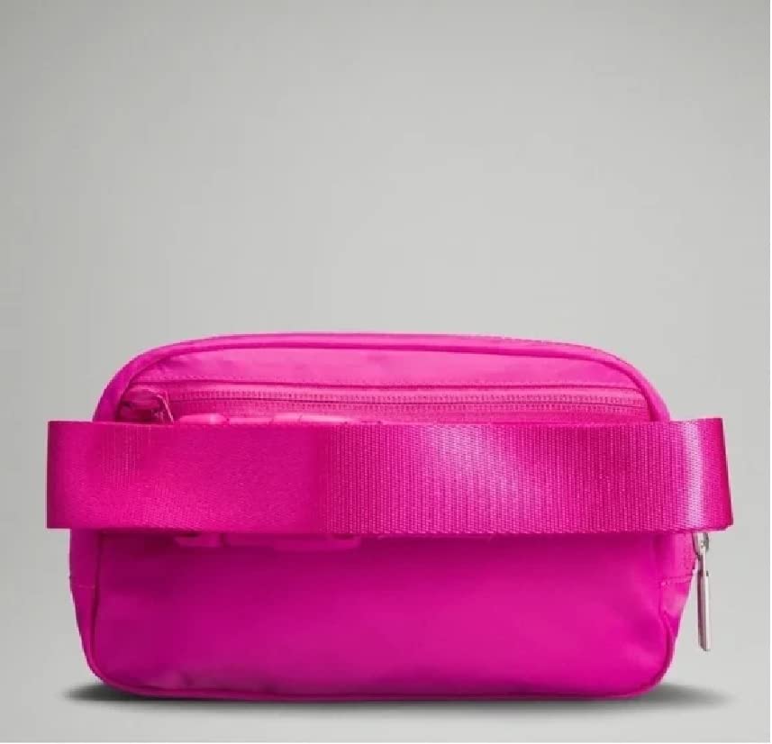 Foto 2 | Riñonera Lululemon Everywhere, 1 L, Jacquard Apilado, Color Negro Cereza - Venta Internacional.