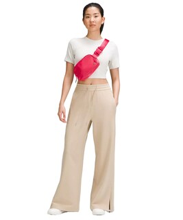 Foto 3 | Riñonera Lululemon Athletica Everywhere Con Brillo De Labios - Venta Internacional.