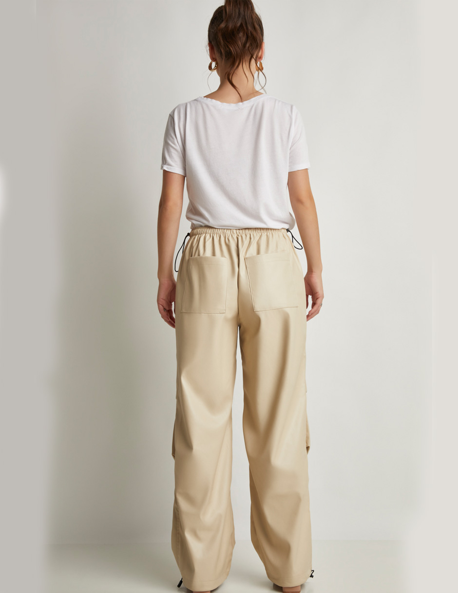 Foto 4 pulgar | Pantalón Devendi Color Beige Vinipiel Ajustable