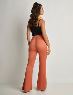 Foto 4 | Pantalón Devendi Color Salmón Campana Satinado