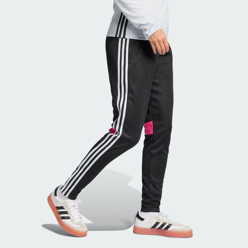 Foto 5 | Tiro Es Pnt W Adidas Negro Mujer