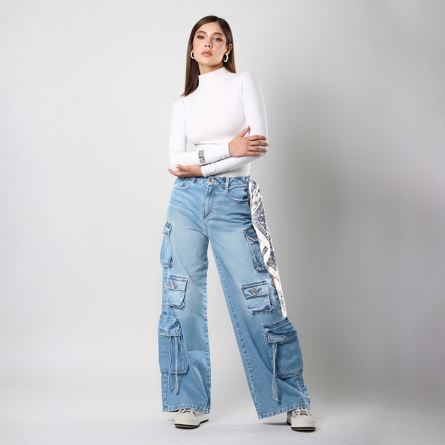 Pantalón Cargo Mujer Mezclilla Tiro Alto Pierna Ancha