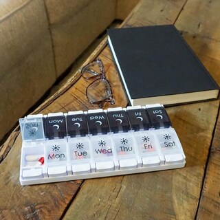 Foto 7 | Pastillero Ezy Dose Planificador De Medicamentos Para 7 Días Con Botón Pulsador Sin Bpa - Venta Internacional.