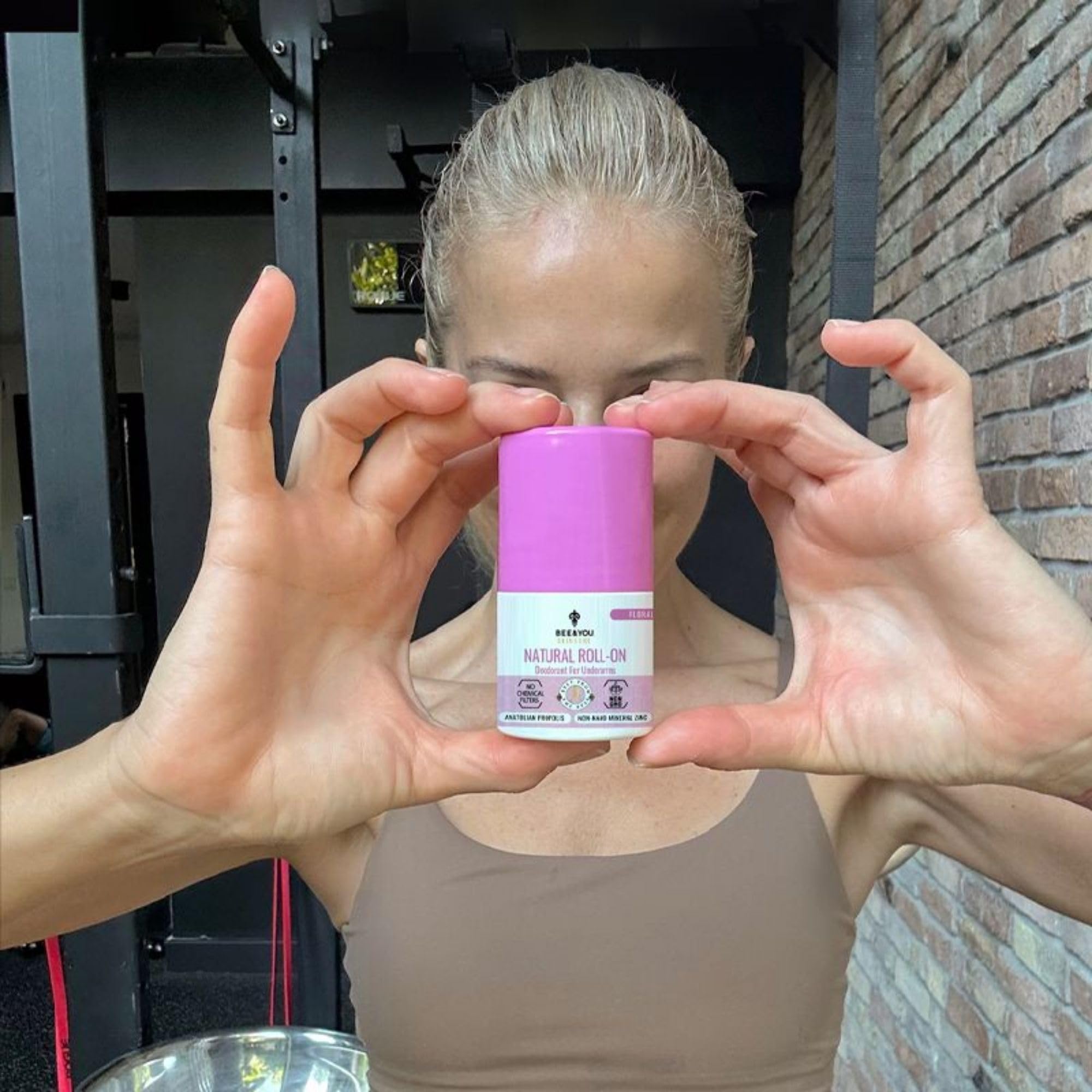 Foto 3 pulgar | Desodorante Bee And You Roll On Para Mujer Con Propóleo 50 Ml - Venta Internacional.