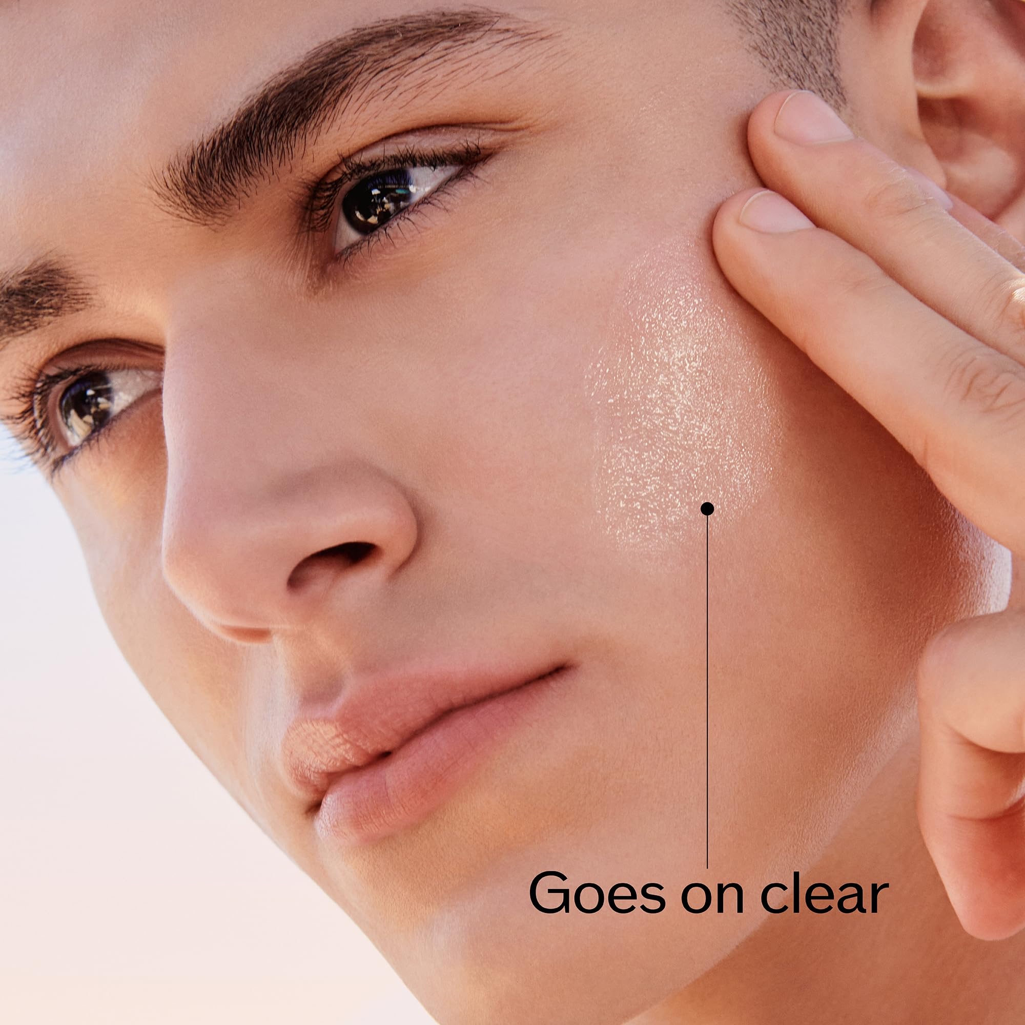 Foto 3 | Protector Solar Shiseido Urban Environment Vita-clear Spf 42 30 ml - Venta Internacional