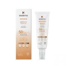 Foto 3 pulgar | Sesderma Repaskin Facial Silk Touch Seda Spf 50 50ml