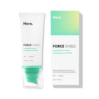 Foto 1 | Protector Solar Hero Cosmetics Force Shield Superlight Spf 30 50 Ml - Venta Internacional.