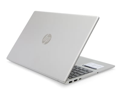 Foto 3 | Laptop HP 15-FC0079LA 15.6 Pulgadas Windows 11 Home AMD Ryzen 5 8 GB RAM 512 GB SSD Plateada