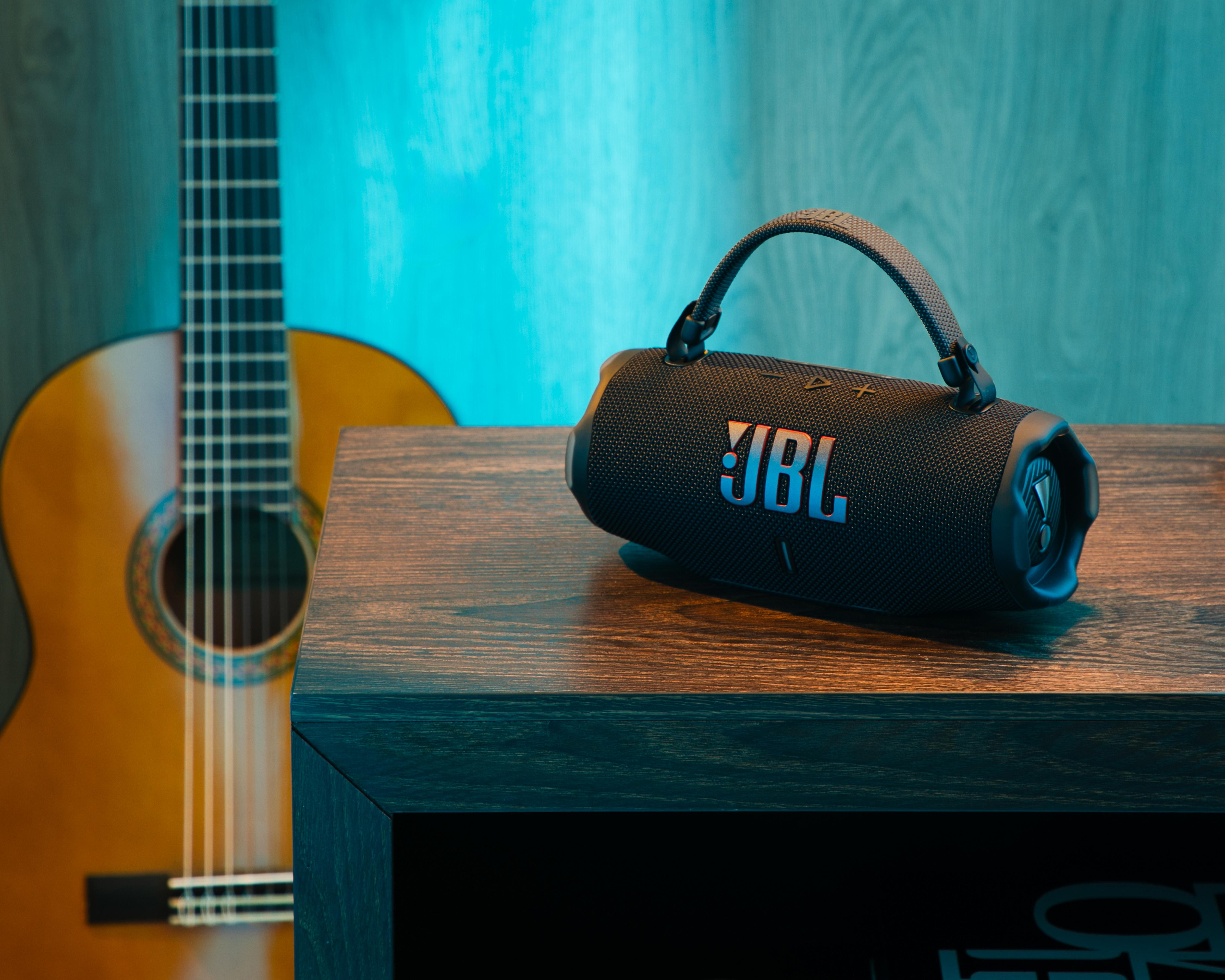Foto 7 pulgar | Bocina Bluetooth JBL Charge 6 45 W Resistente al Agua