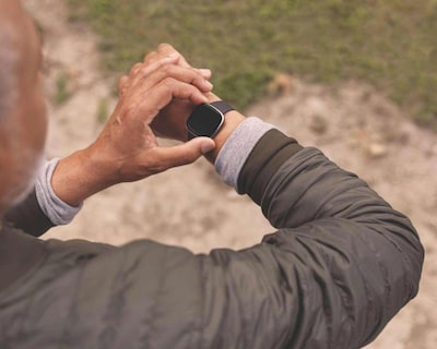Foto 6 | Smartwatch Fitbit Sense Negro