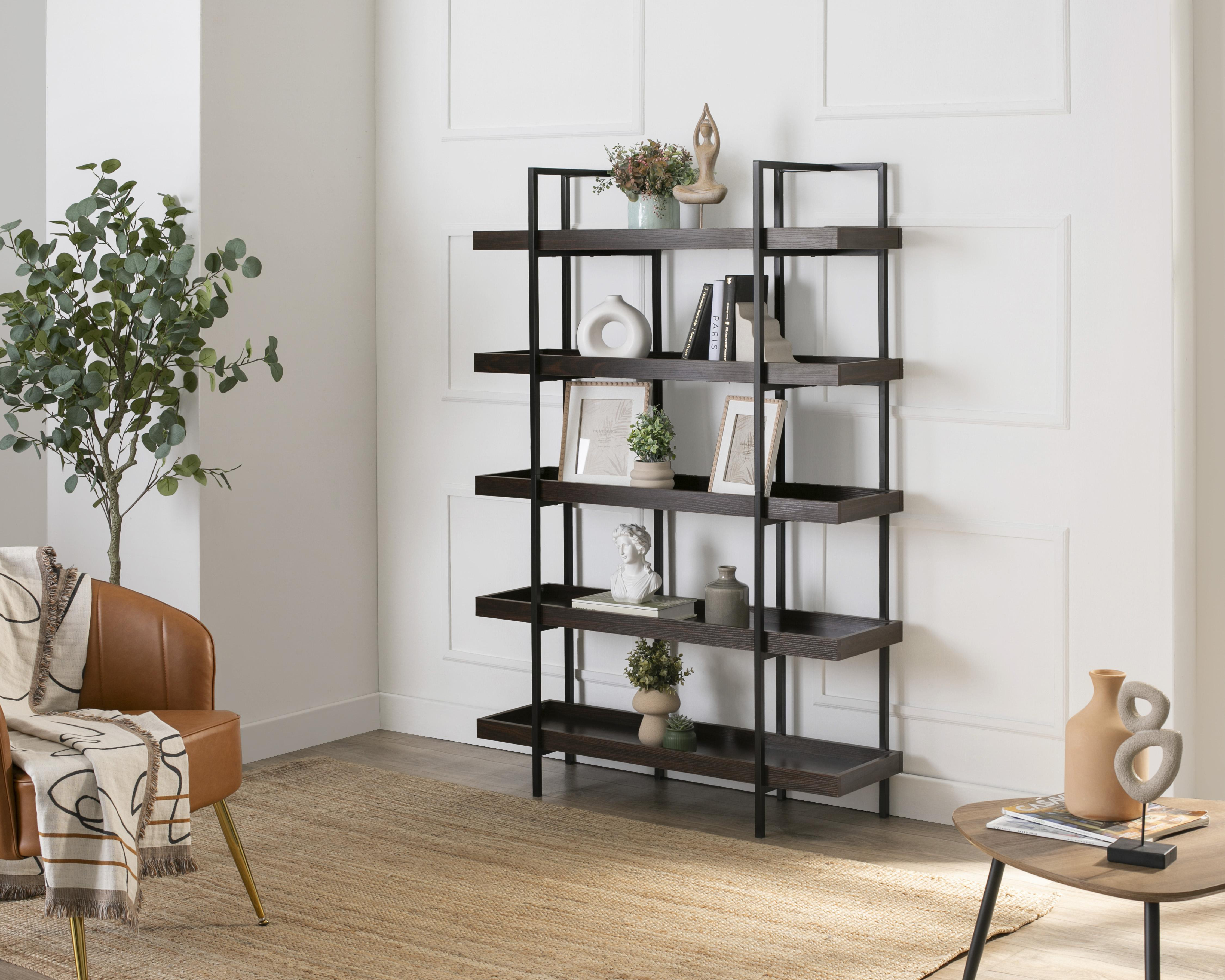 Librero de Madera Chairman West Café $2,199