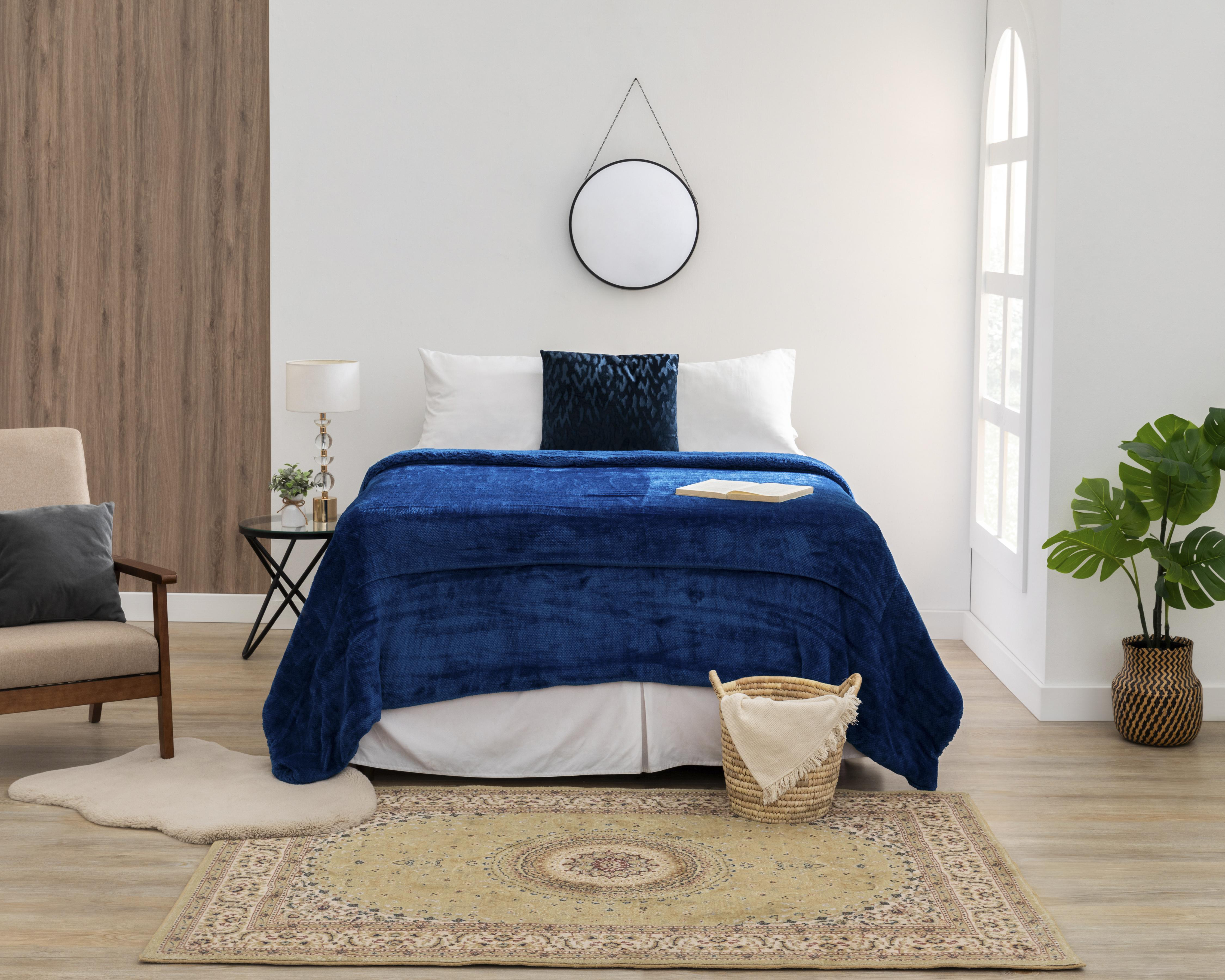 Edredón Matrimonial Providencia Micropanal Azul $679