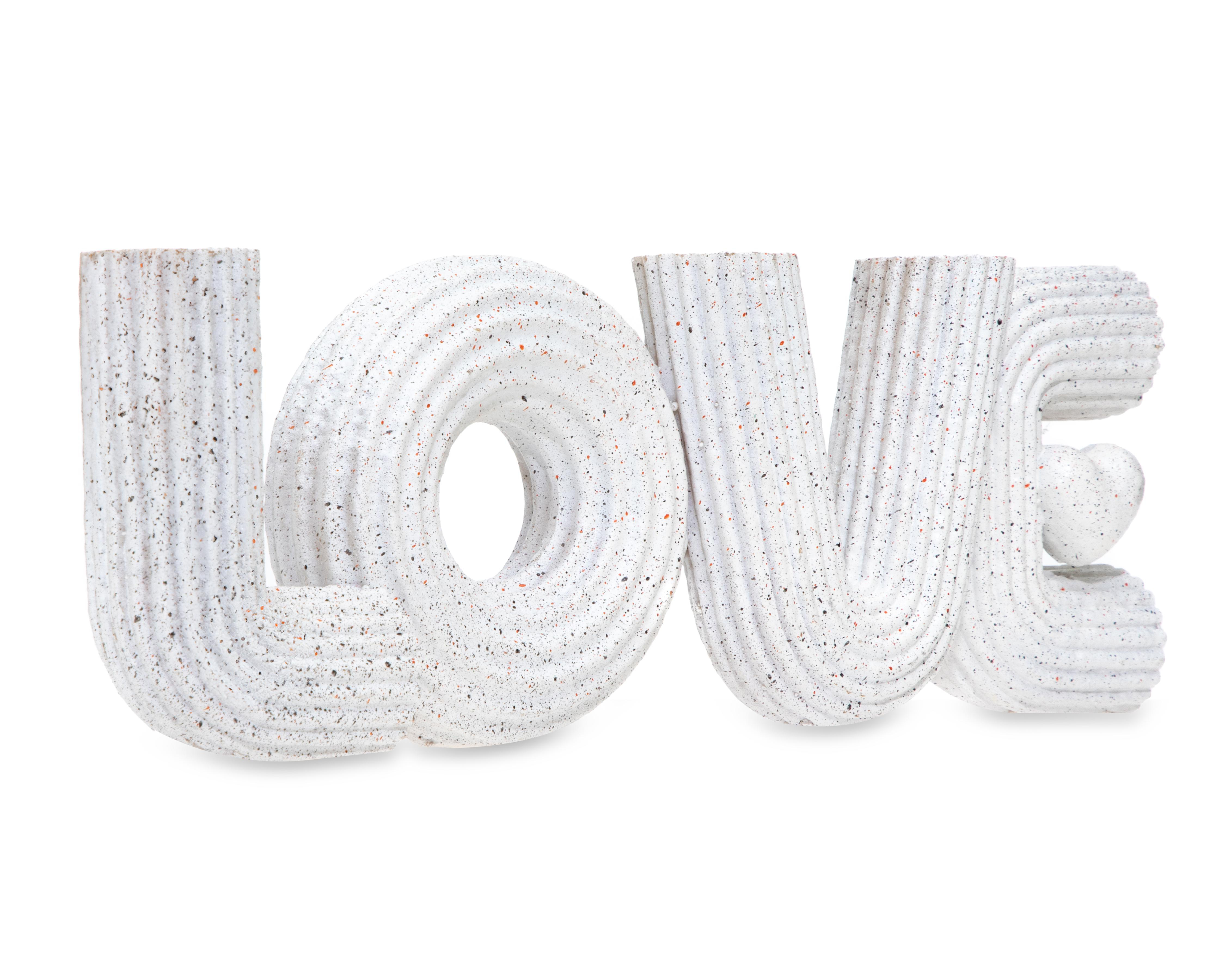 Escultura Letras Love C de Resina