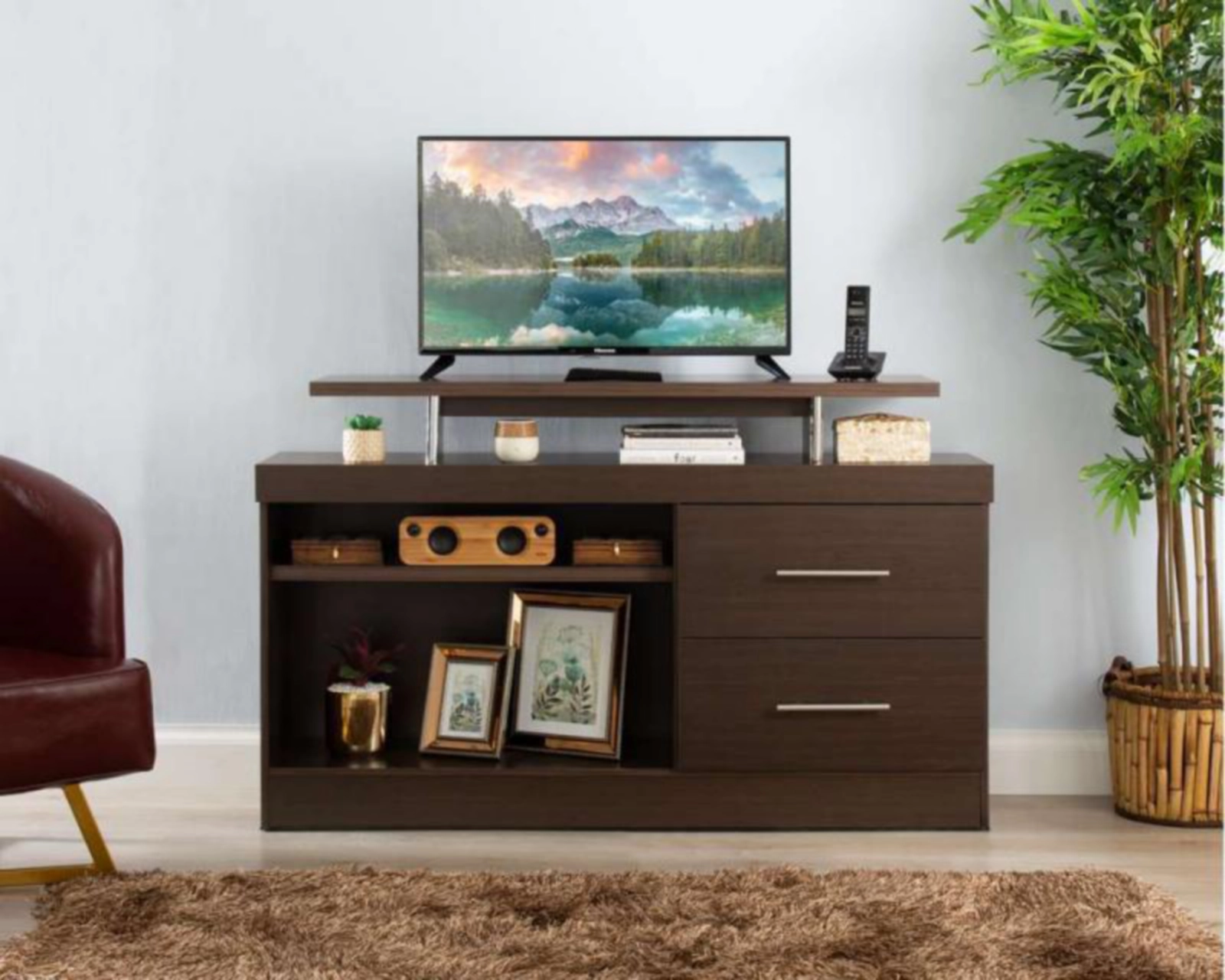Mesa para Televisión Mobi Lux Tabaco