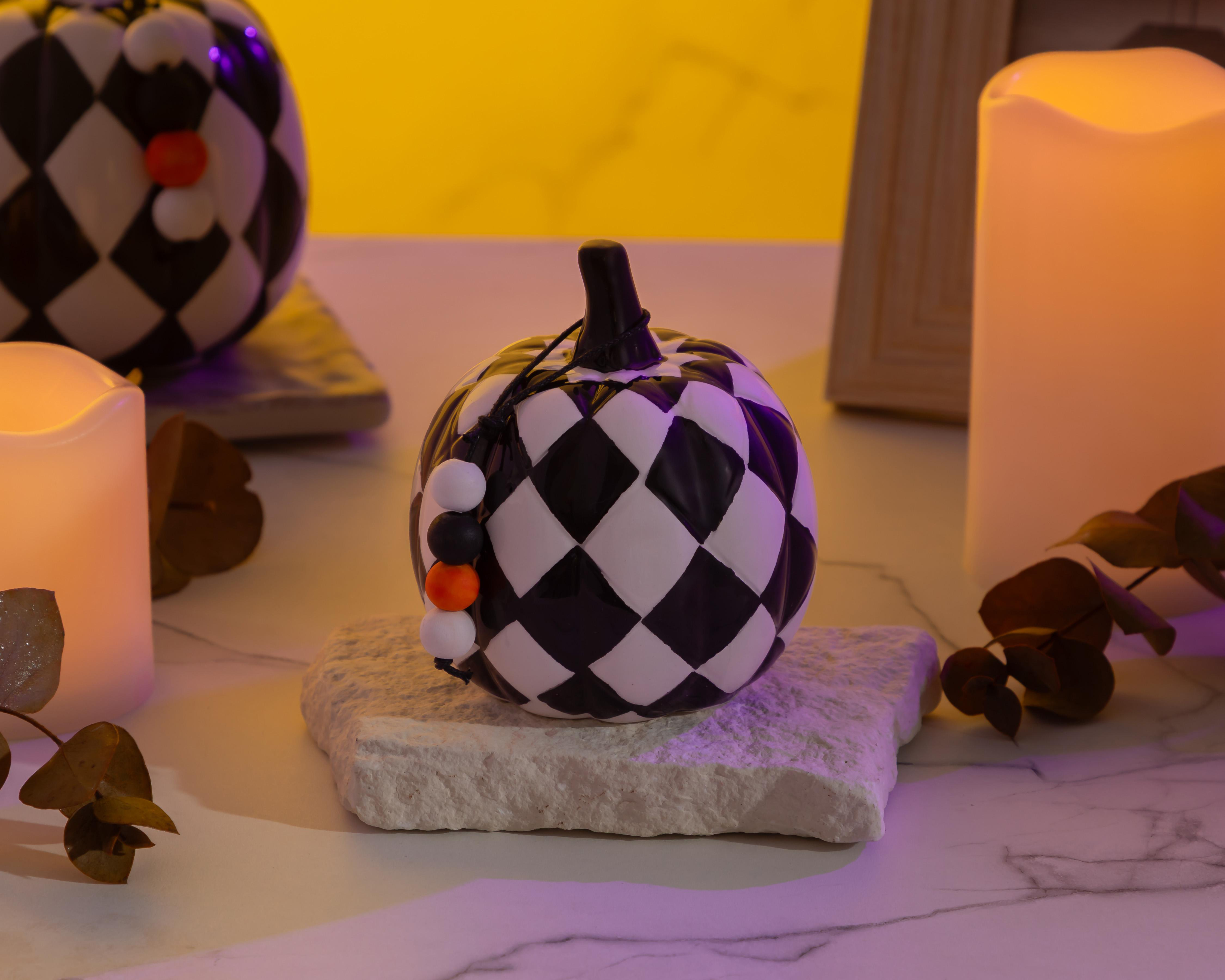 Foto 6 pulgar | Escultura de Calabaza de Halloween Chess S de Dolomita
