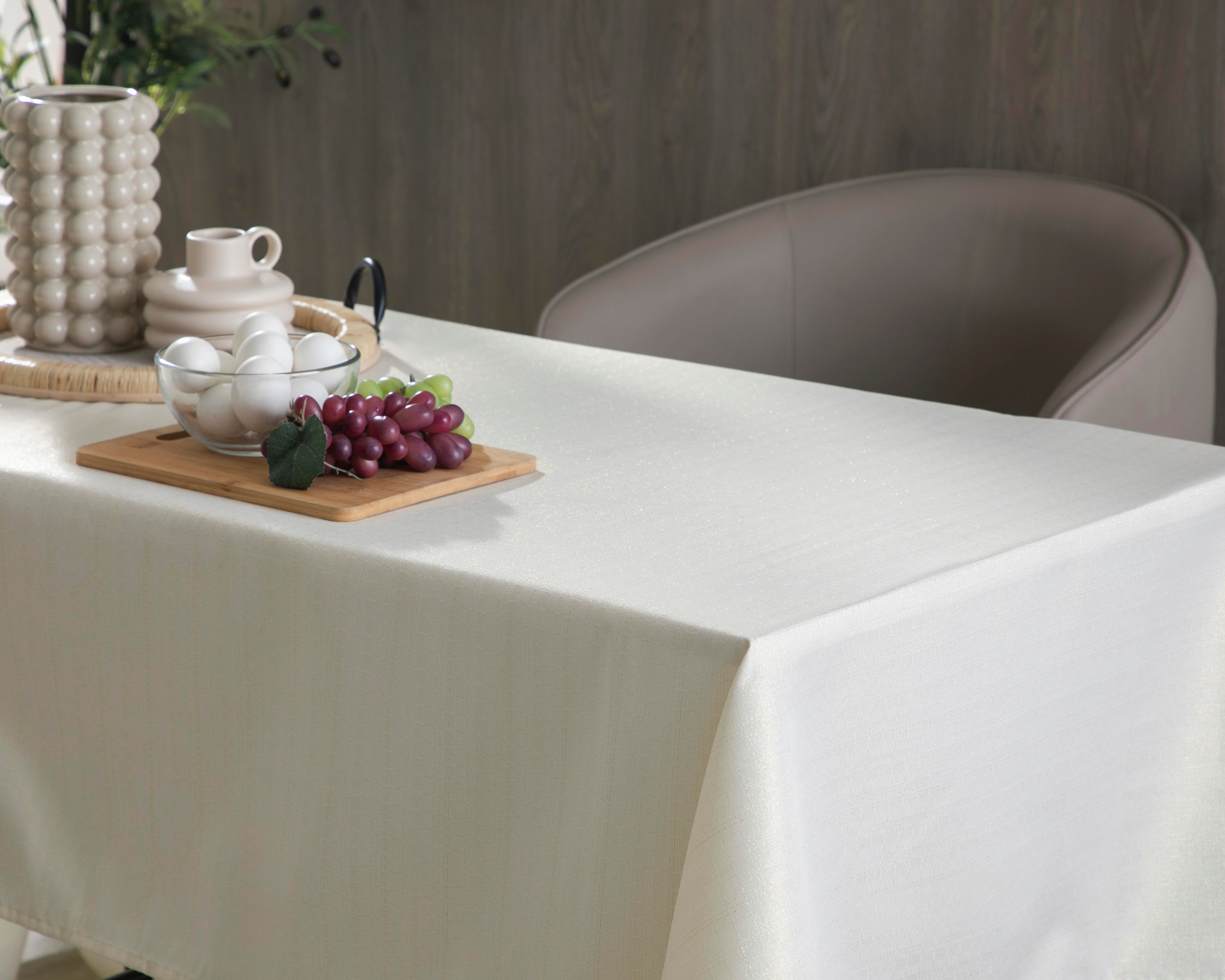 Mantel para Mesa Dorado Starhaus Alec 150 x 228 cm $299