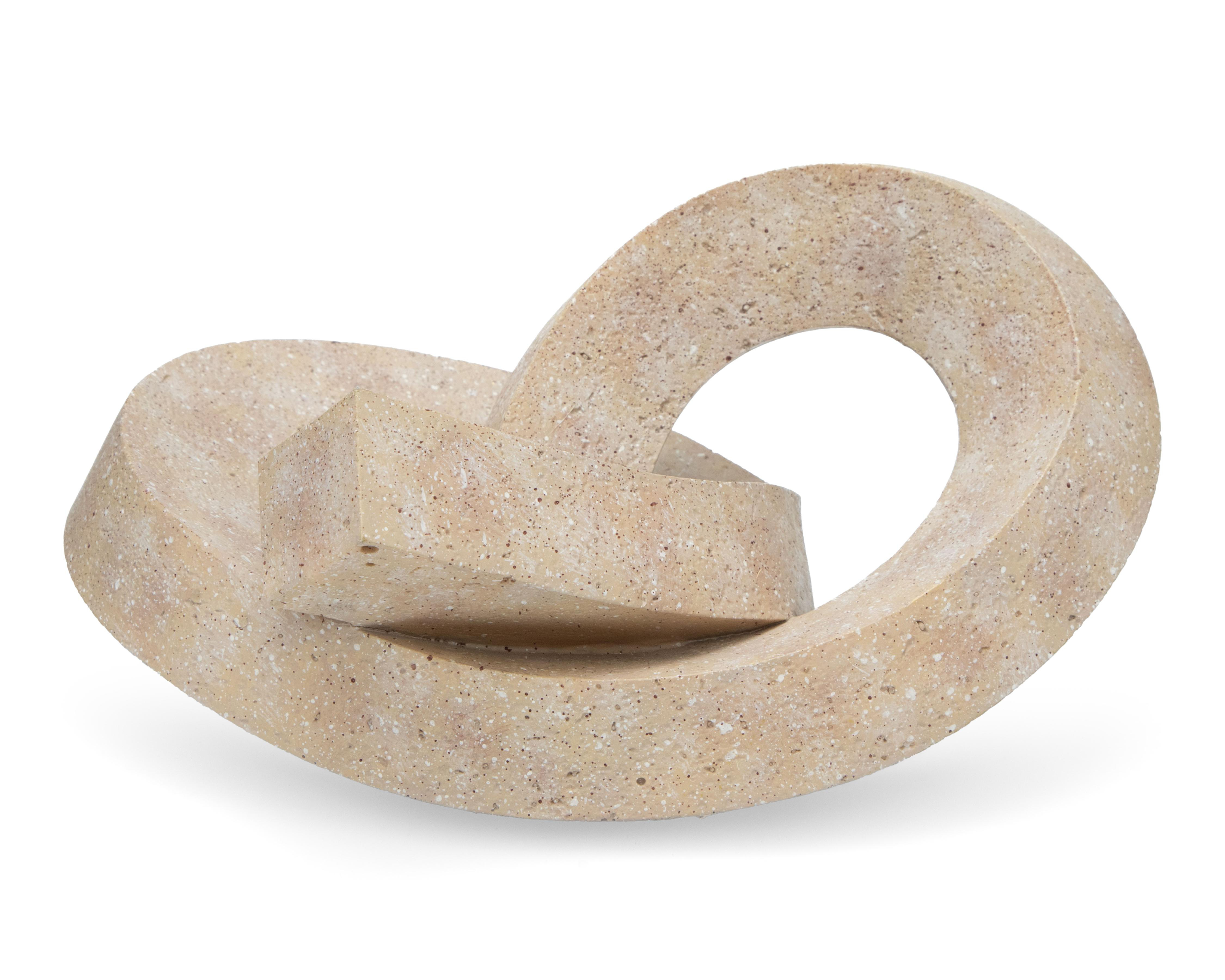 Foto 4 pulgar | Escultura de Nudo Birhen de Poliresina