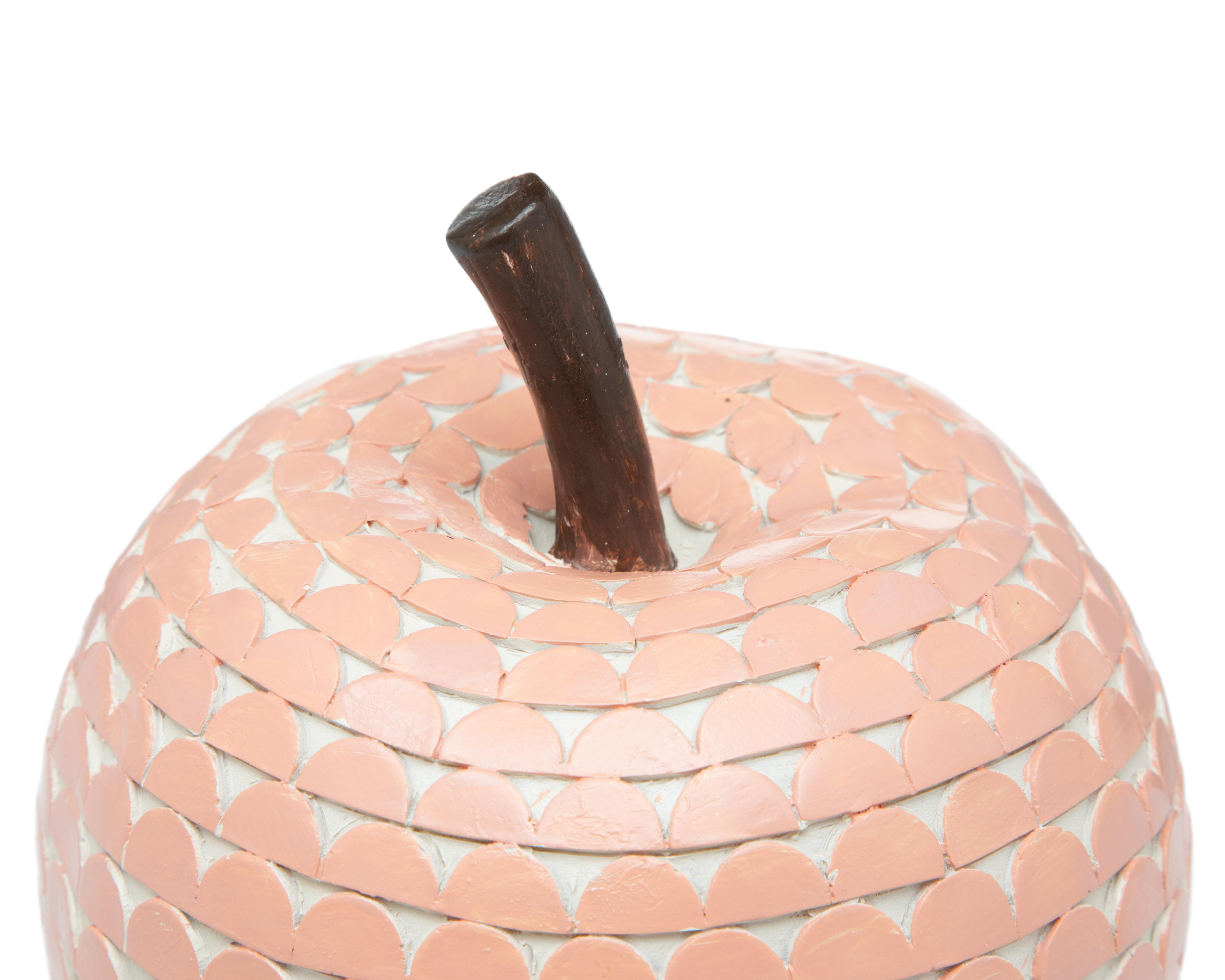 Foto 4 pulgar | Escultura de Manzana Betty