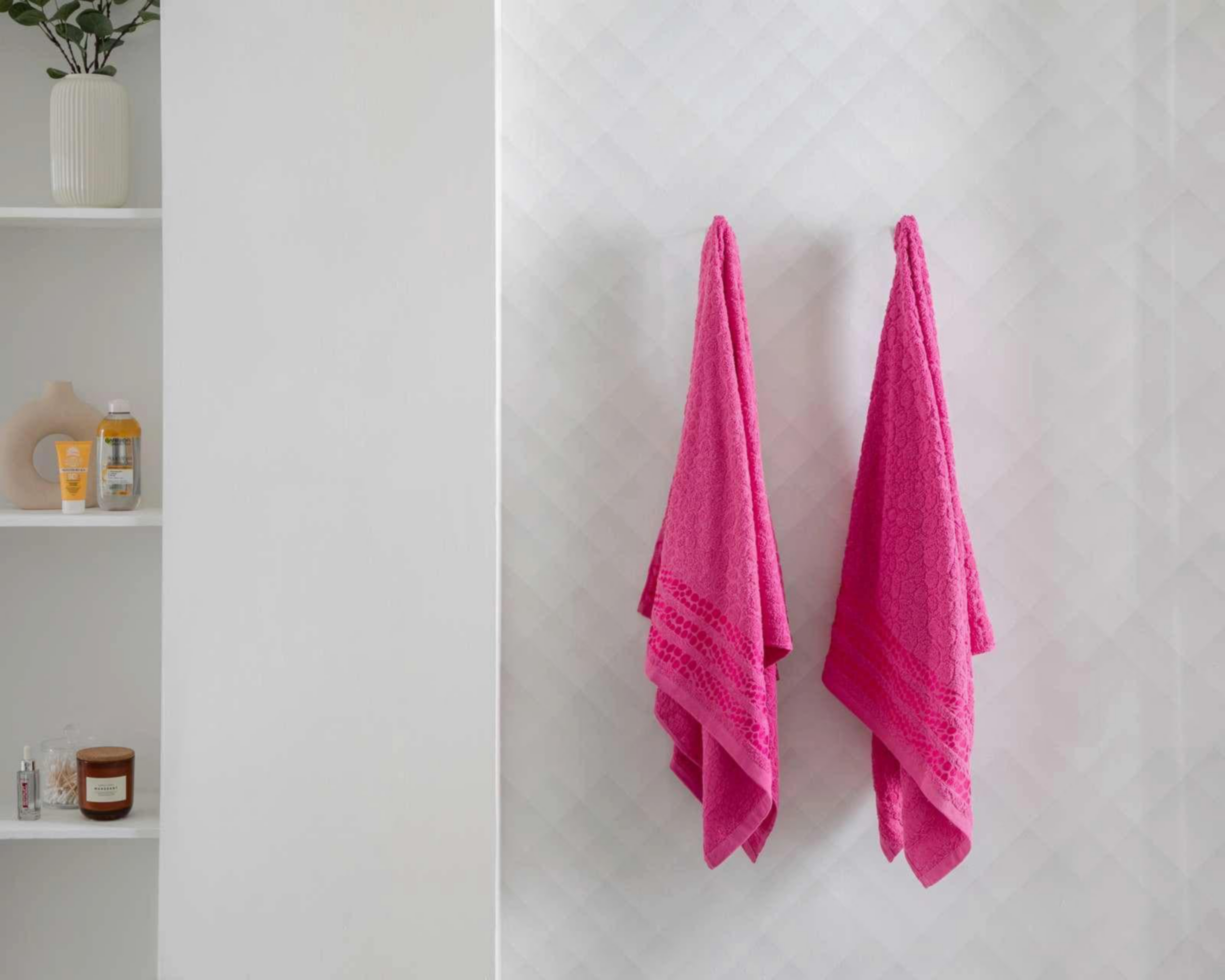 Foto 4 | Toalla de Medio Baño Bugambilia Magenta