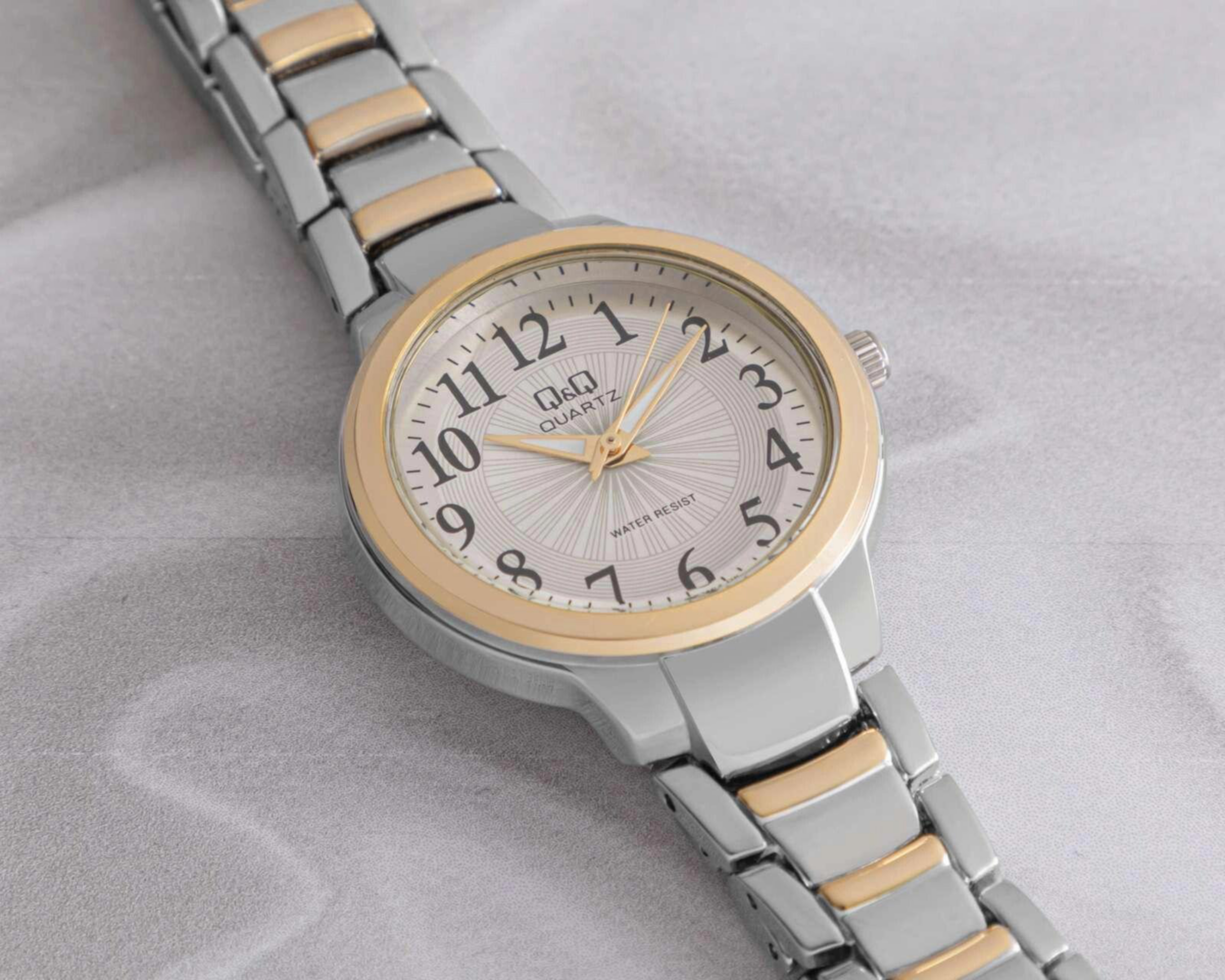 Foto 6 pulgar | Reloj Q&Q F499J404Y Plateado/Dorado