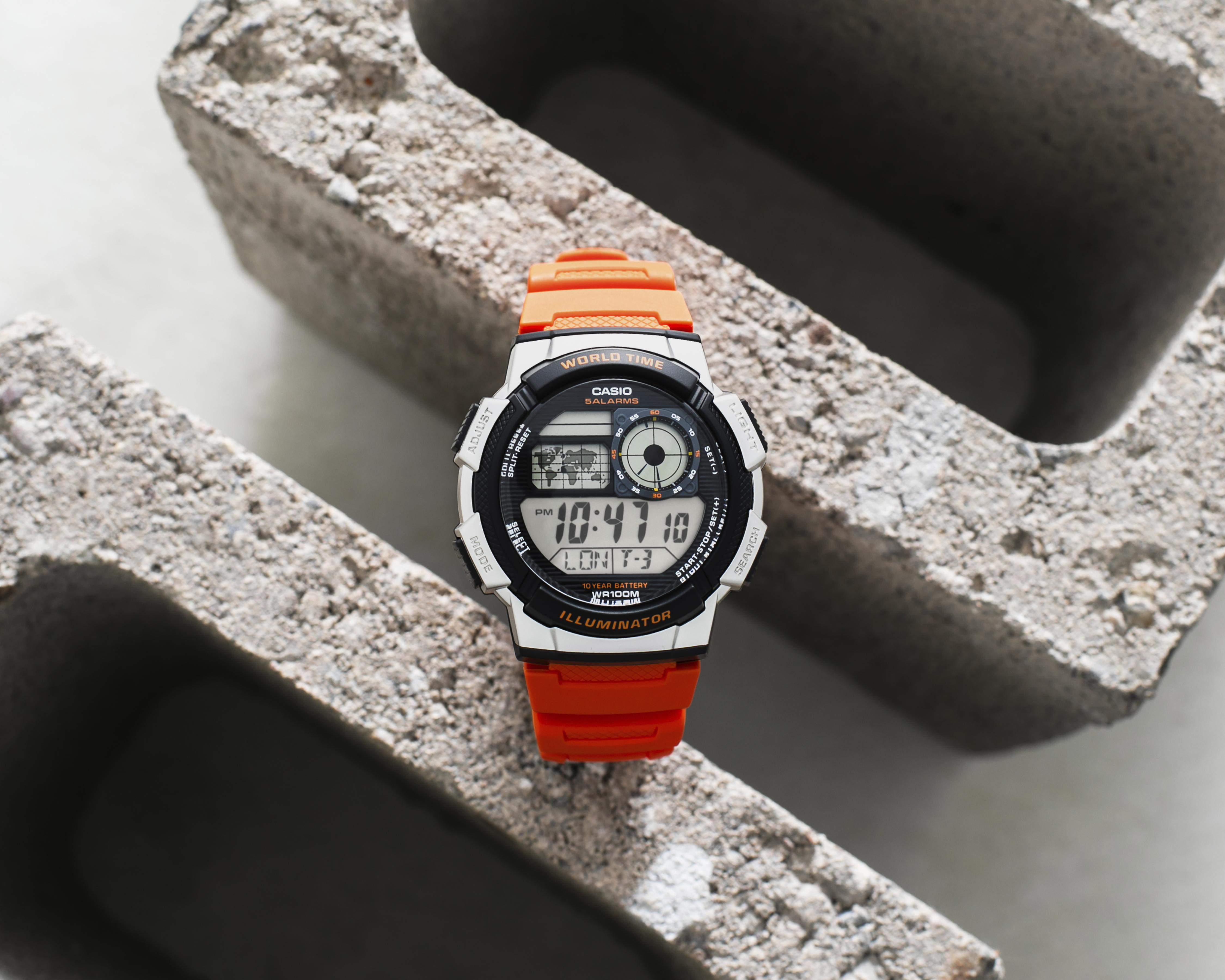 Foto 4 | Reloj Casio AE-1000W-4BVCF Anaranjado