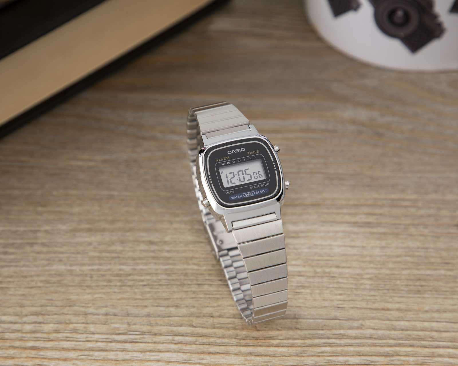 Foto 4 | Reloj Casio LA670WA-1VT Plateado