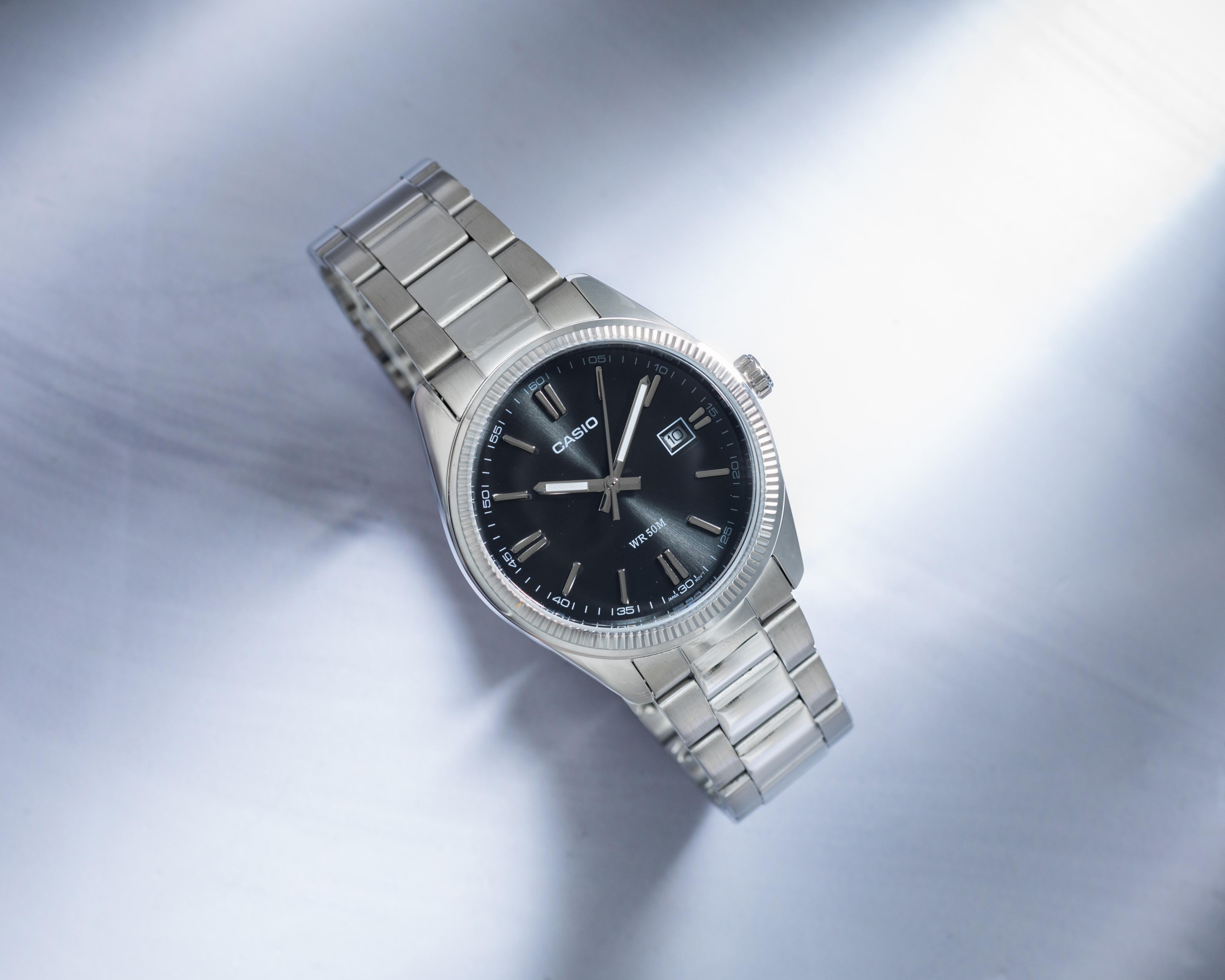 Foto 5 pulgar | Reloj para Hombre Casio Plateado MTP-1302D-1A1VVT