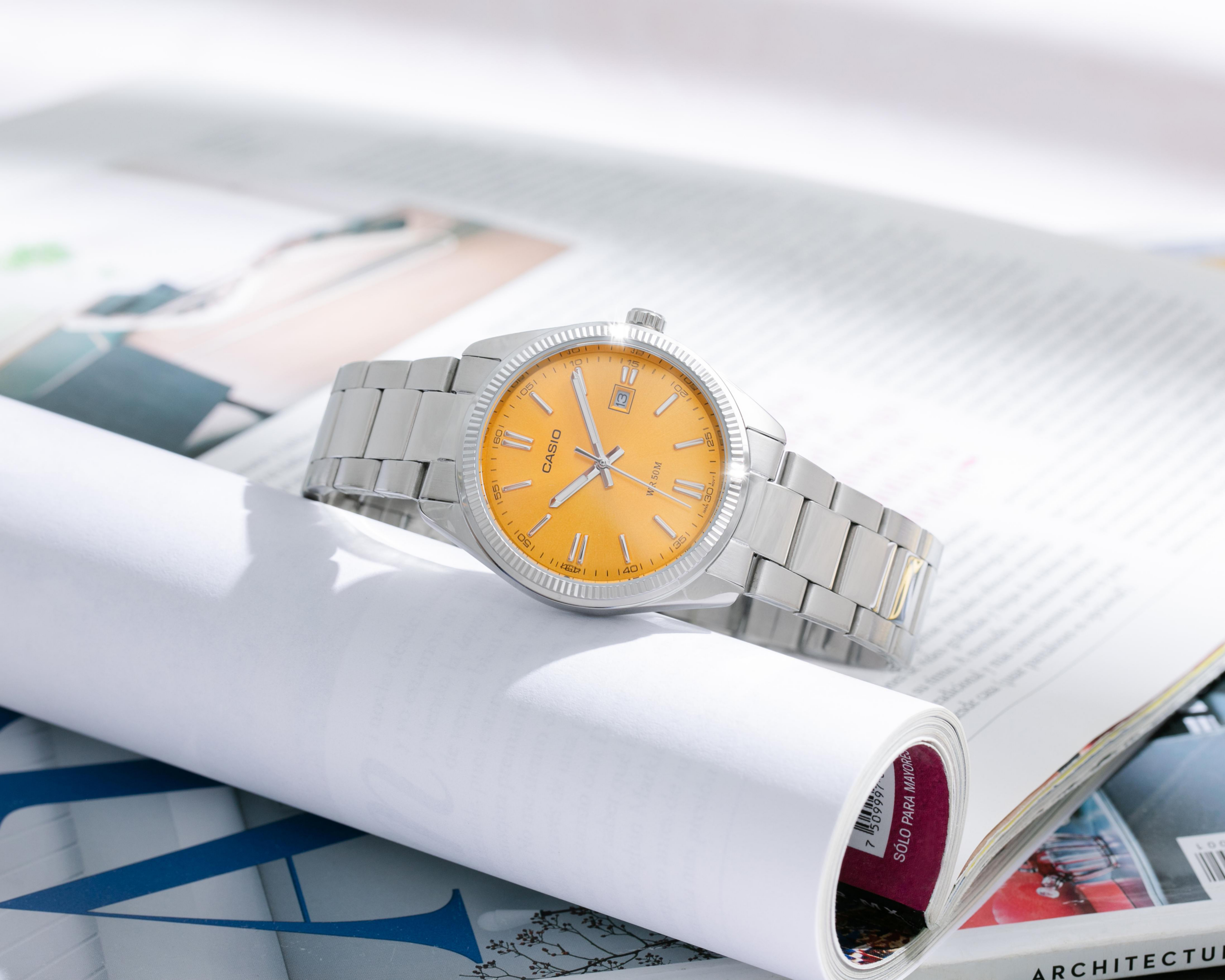 Foto 4 | Reloj para Hombre Casio Plateado MTP-1302D-9AVVT