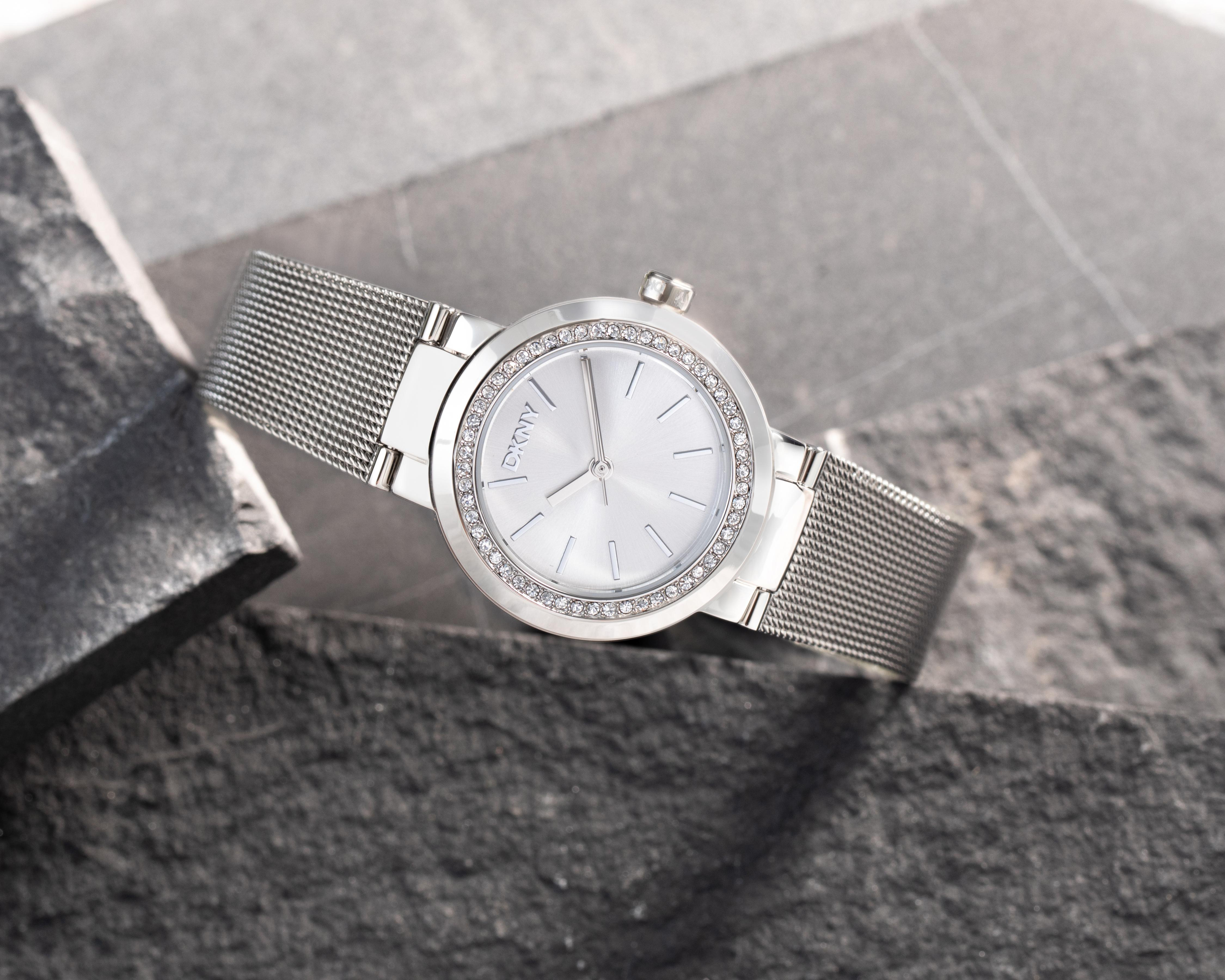 Foto 7 pulgar | Reloj DKNY para Mujer DK1L024M0015 Plateado