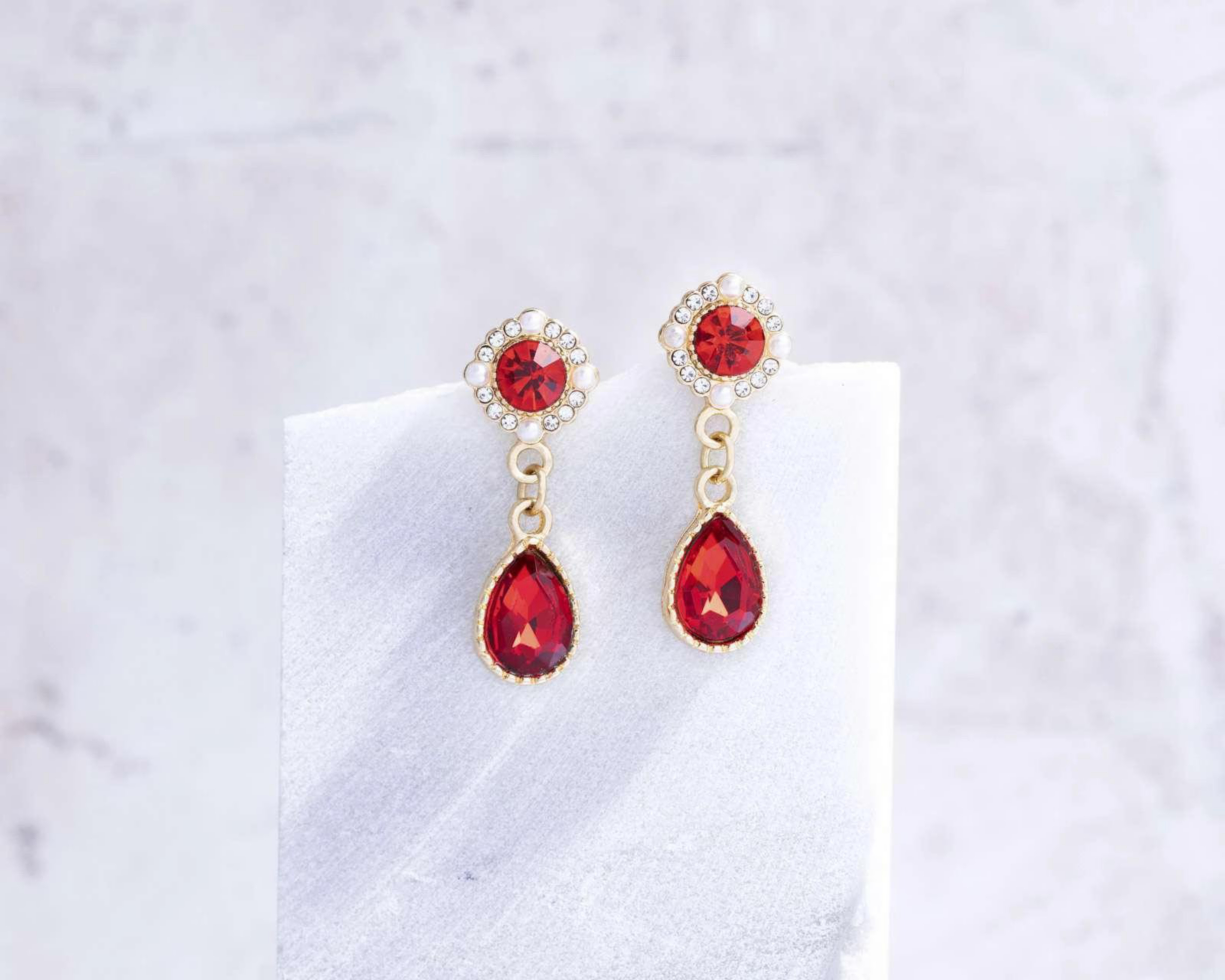 Foto 4 pulgar | Aretes de Bisutería Fina All Love