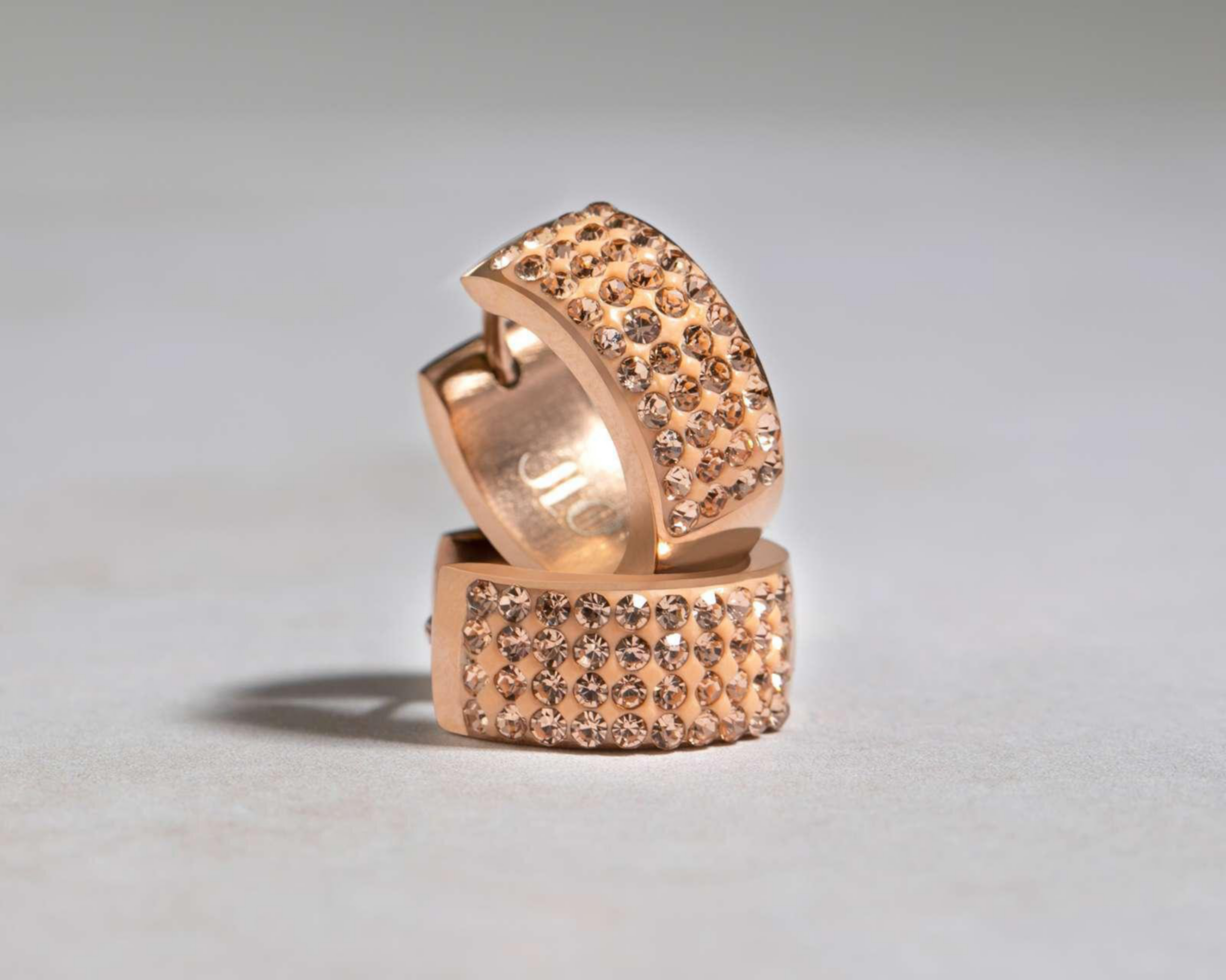 Foto 5 pulgar | Aretes de Acero Inoxidable Jennifer Lopez