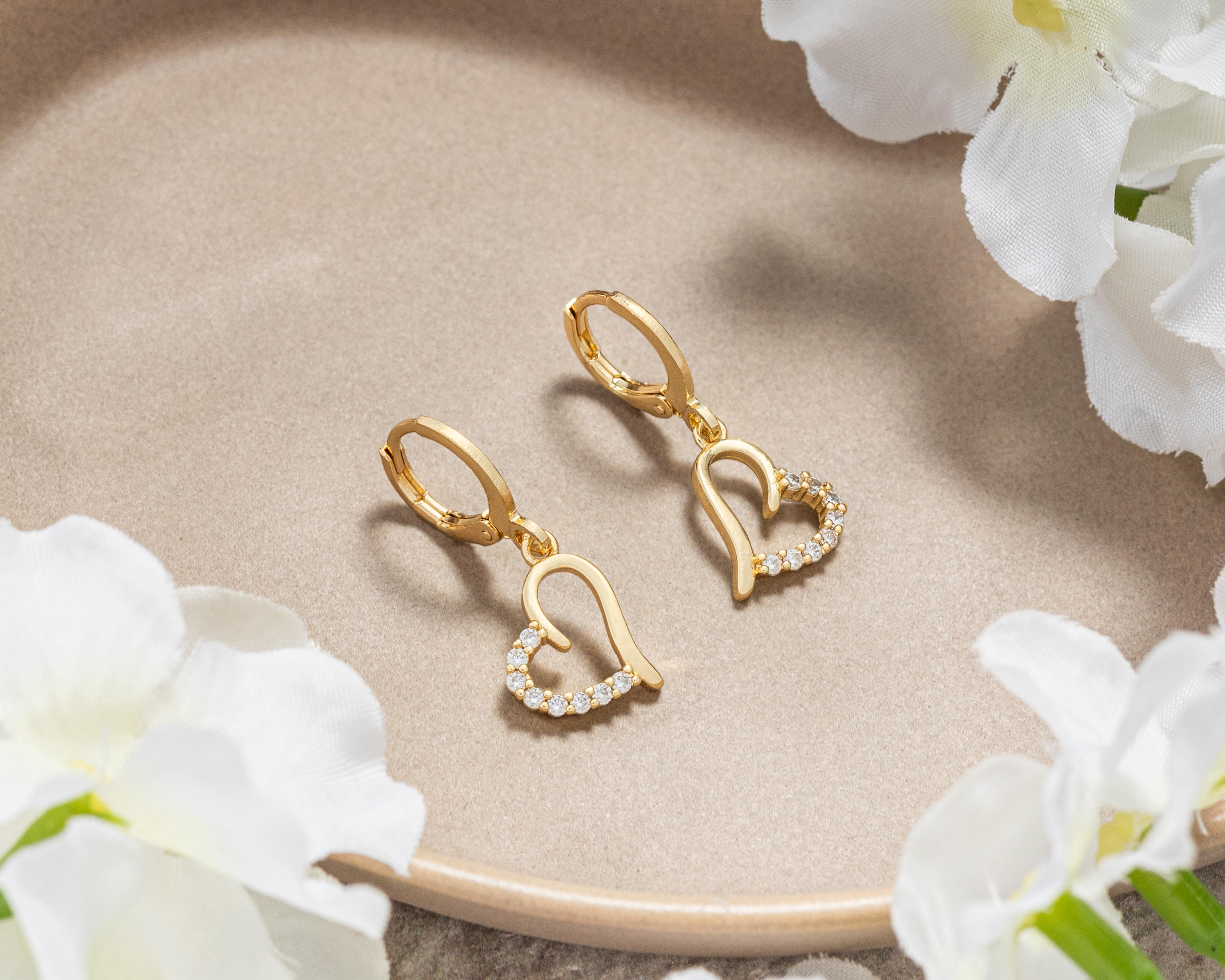 Foto 7 pulgar | Aretes de Chapa de Oro 18K Plafer