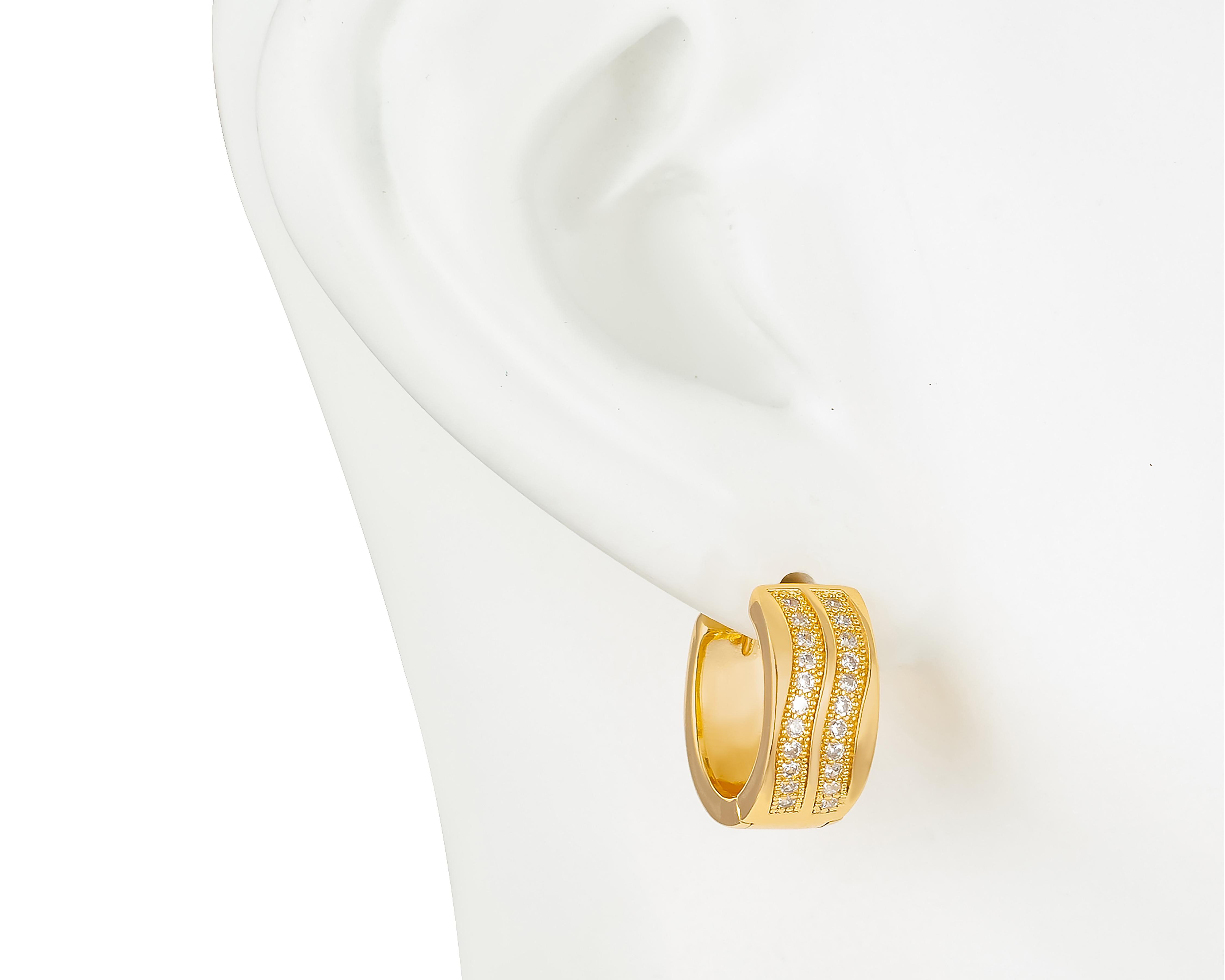 Foto 6 pulgar | Aretes de Chapa de Oro 18K Plafer