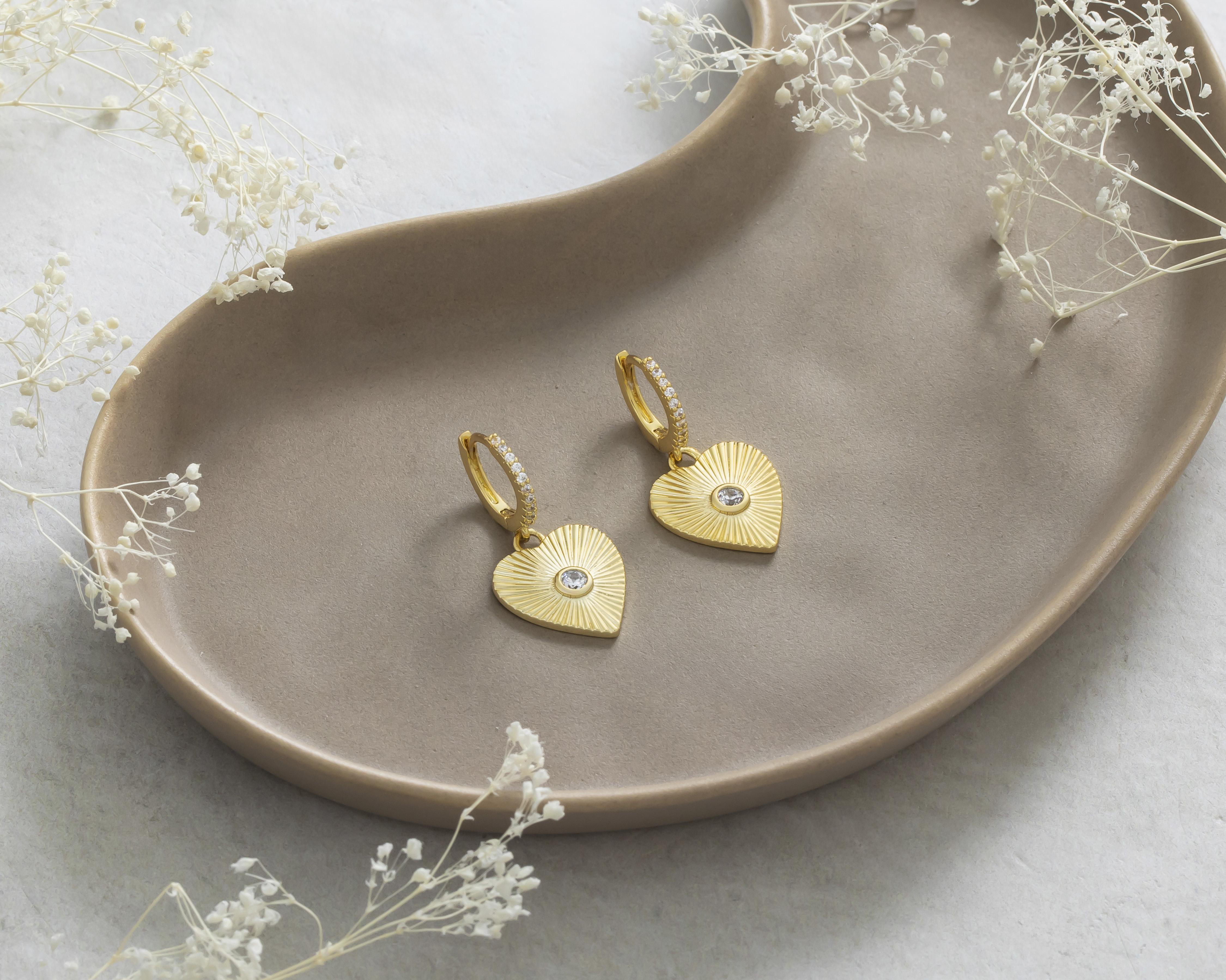 Foto 3 | Aretes de Chapa de Oro 14k By Adina Eden