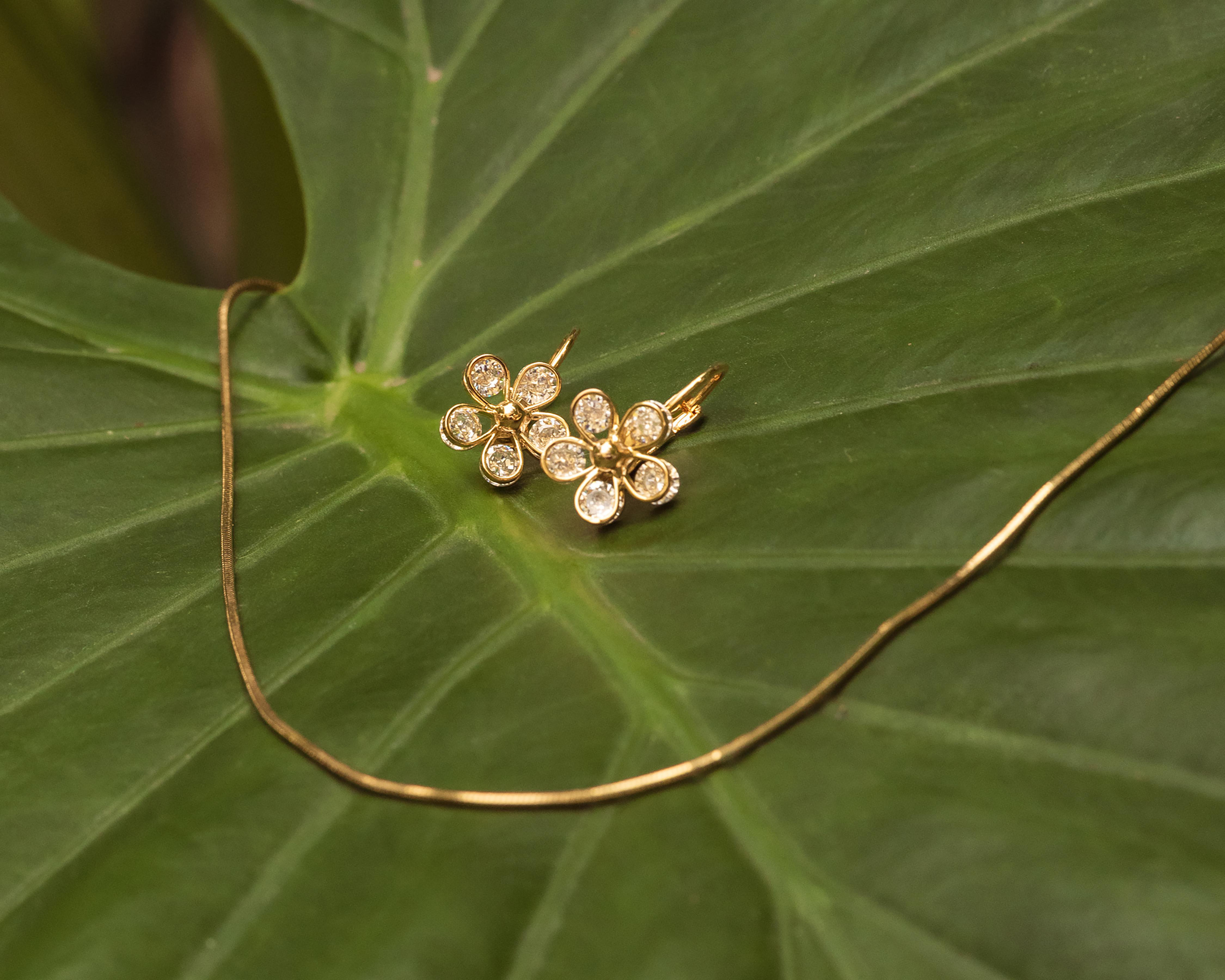 Foto 7 pulgar | Aretes de Chapa de Oro 18k Plafer