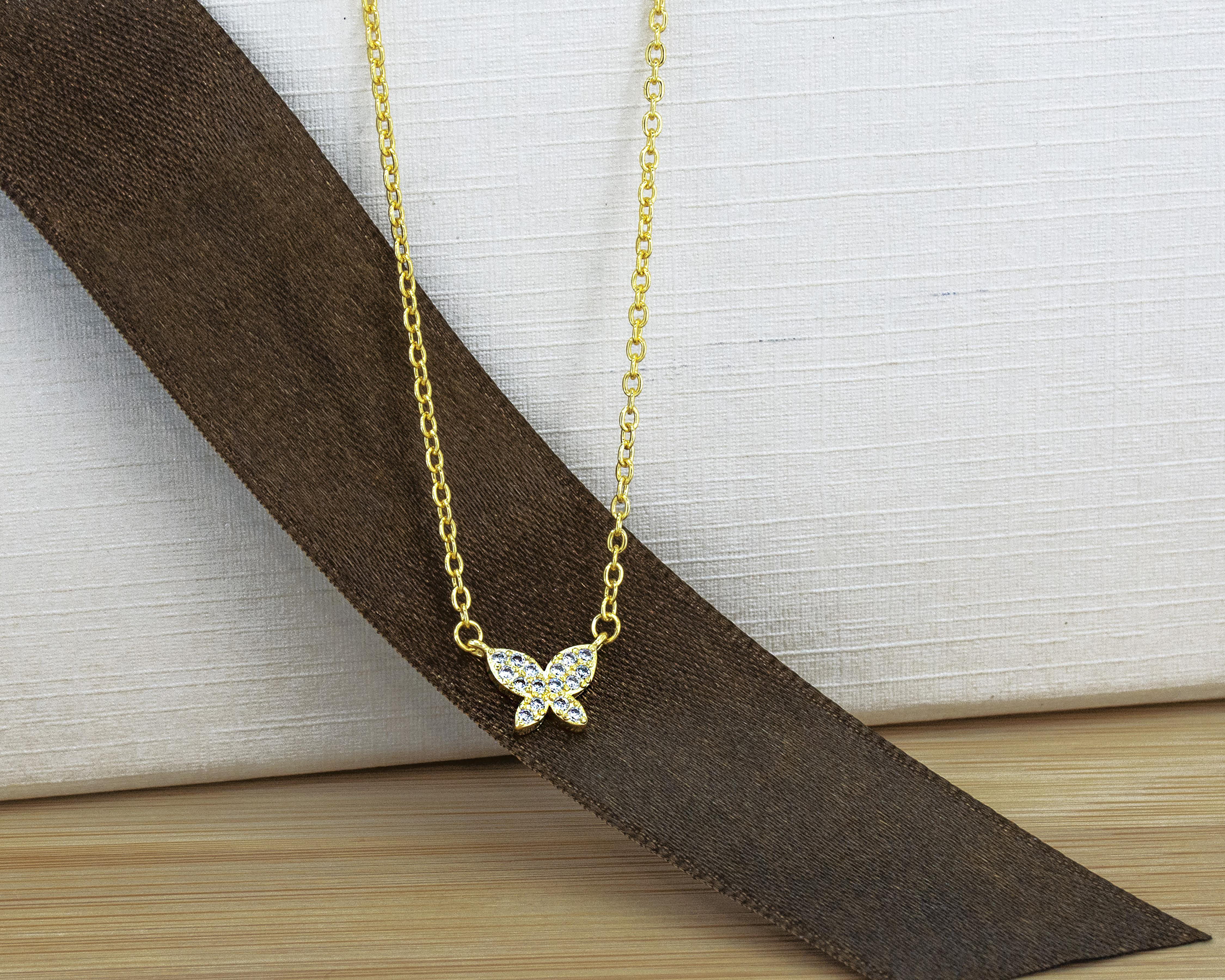 Foto 6 pulgar | Collar Chapa de Oro 18k NK