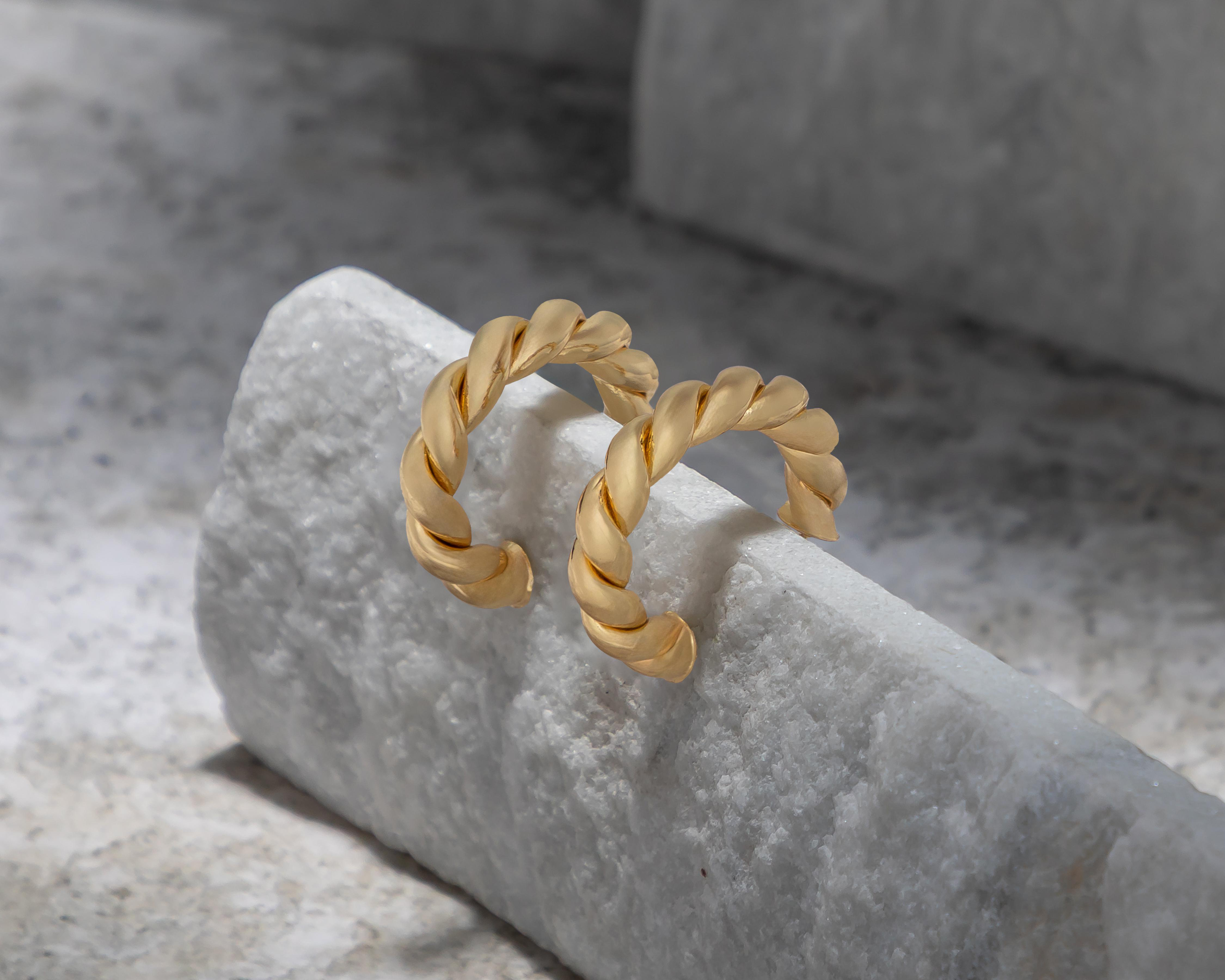 Foto 5 pulgar | Arracadas Chapa de Oro 14k Allu Jewelry